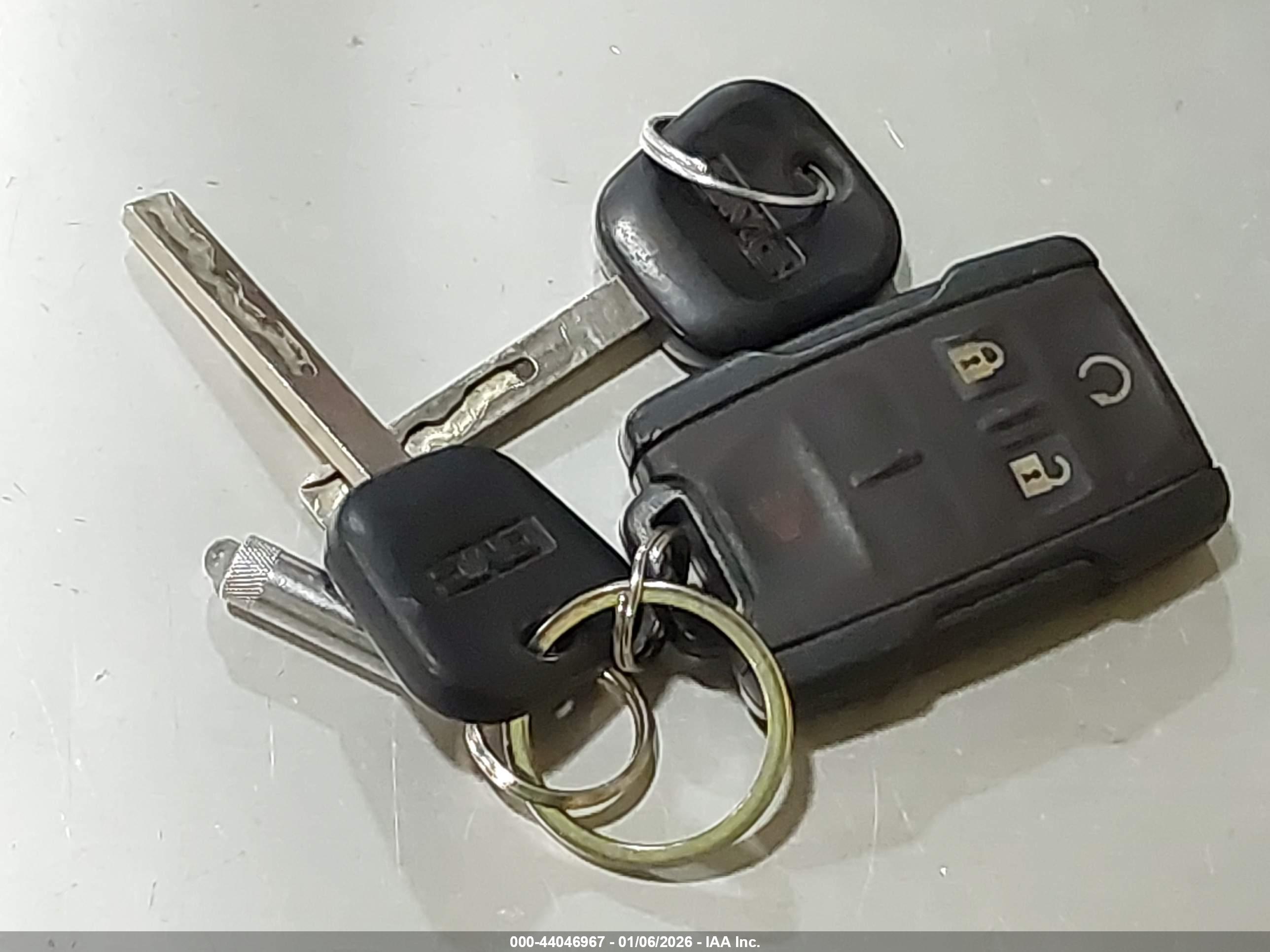 GMC SIERRA image 11