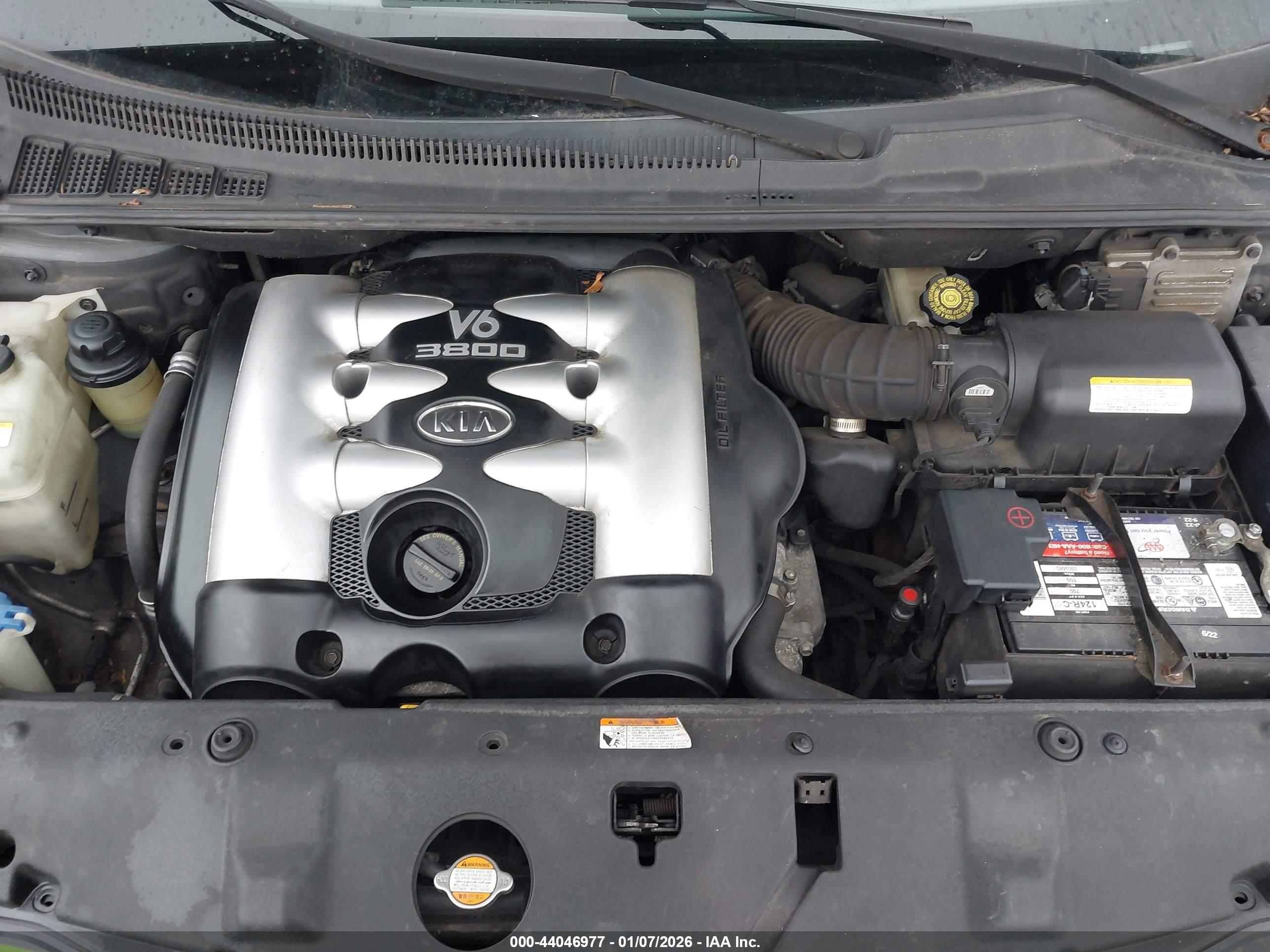KIA SEDONA image 10