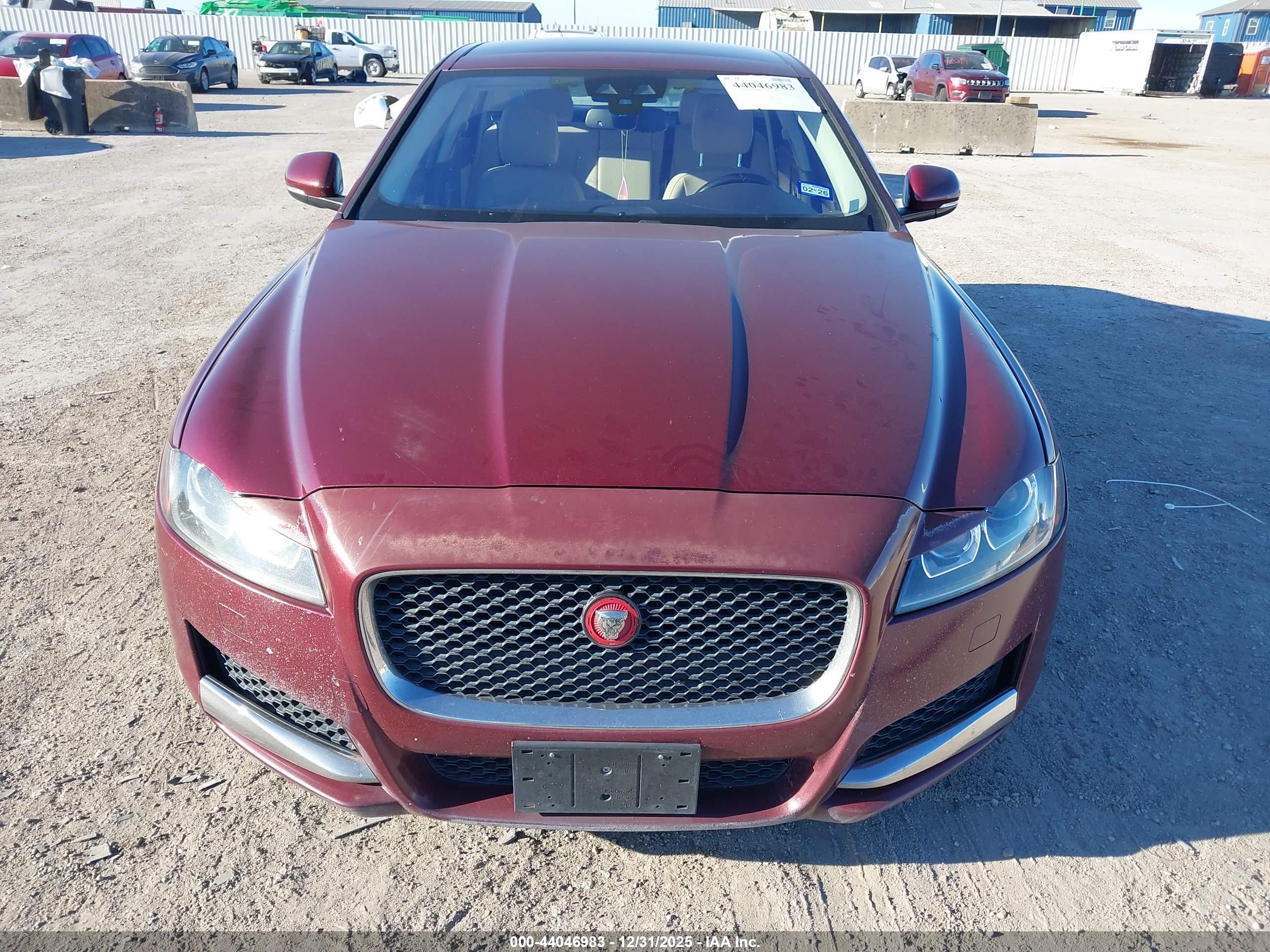 JAGUAR XF image 6