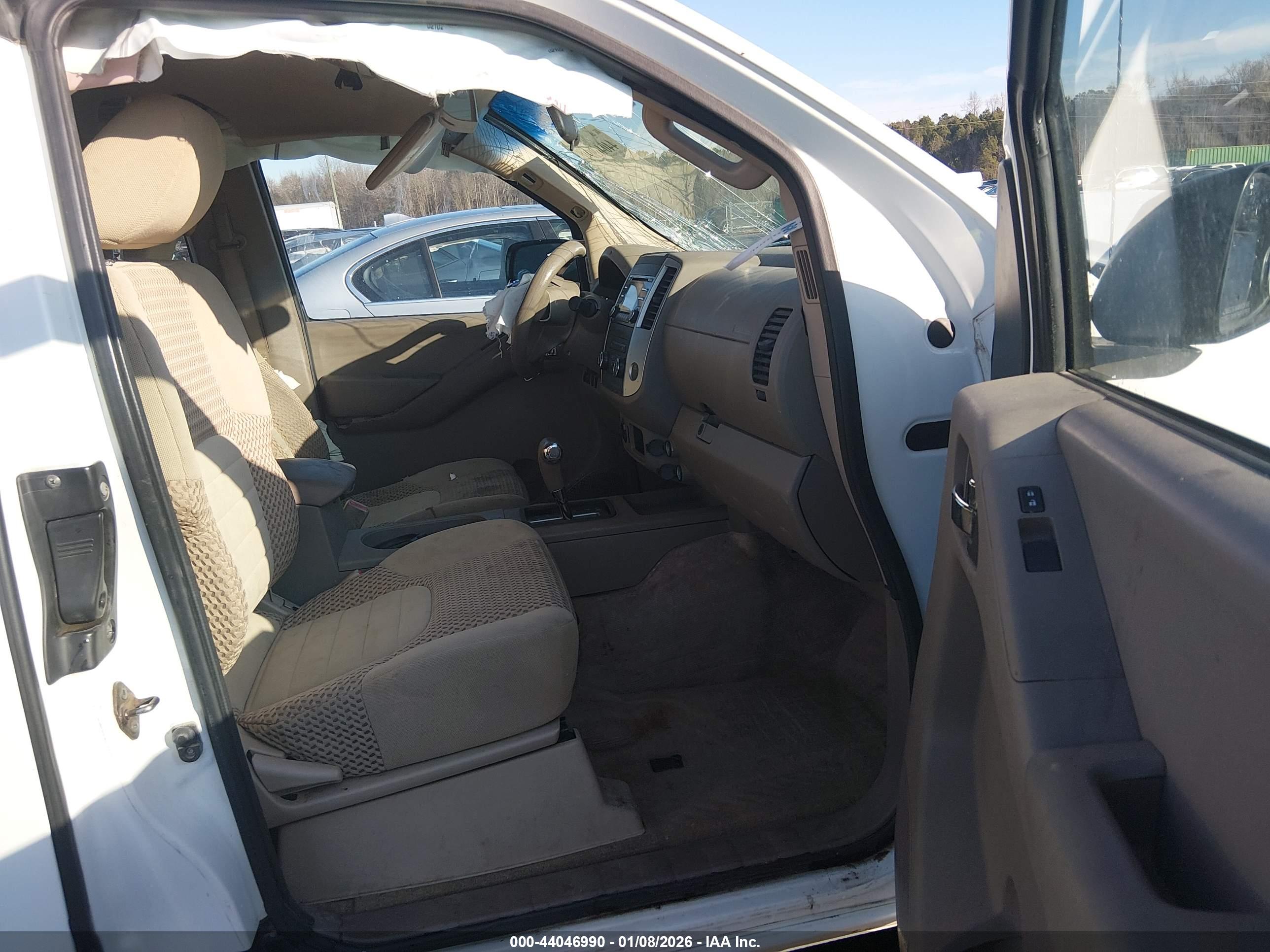 NISSAN FRONTIER image 5