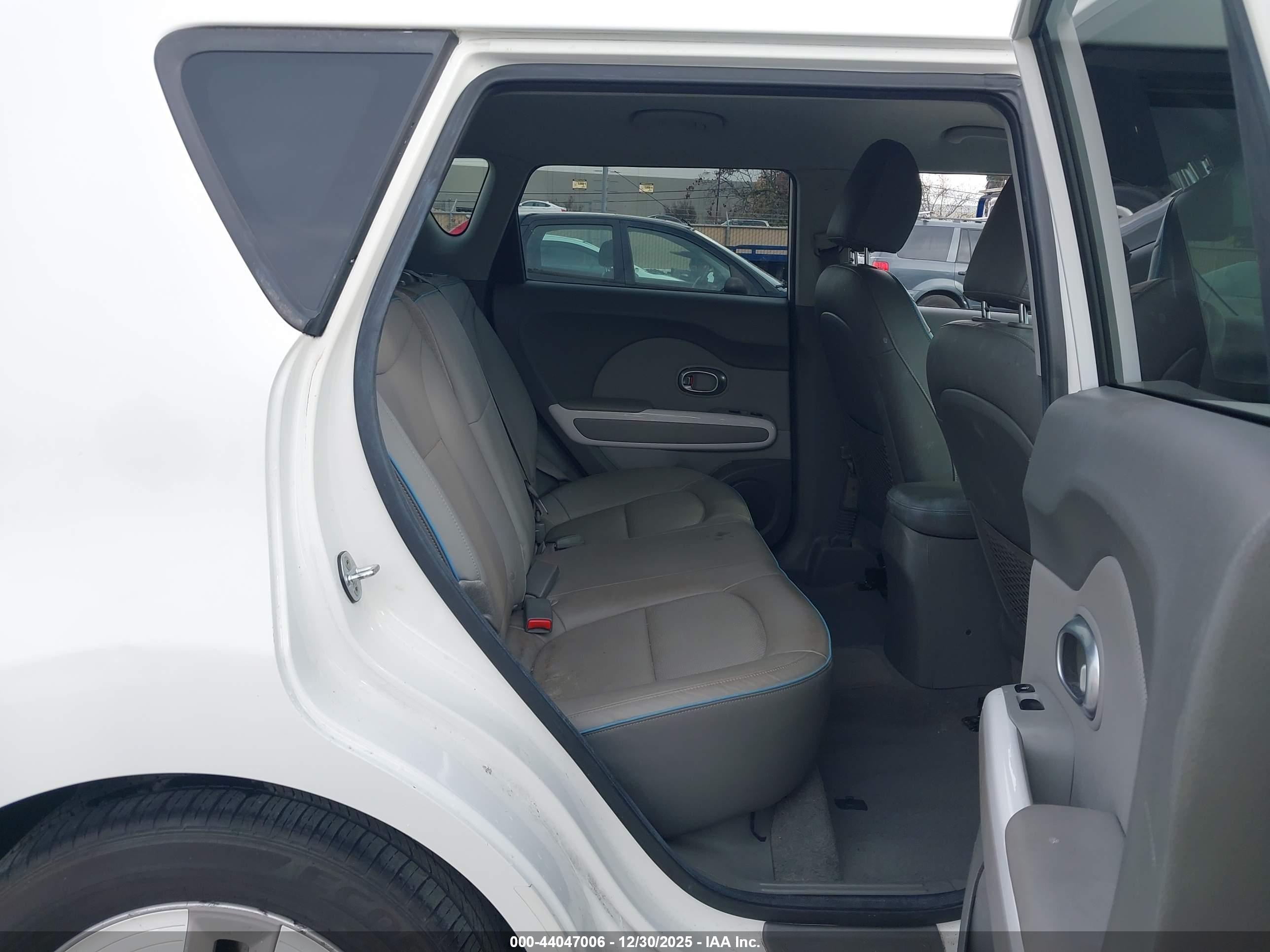 KIA SOUL image 8