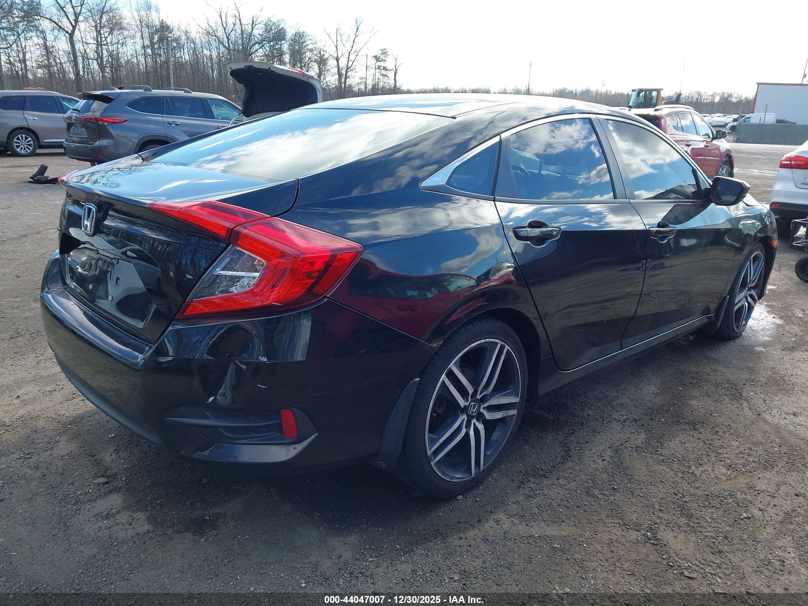 HONDA CIVIC image 4
