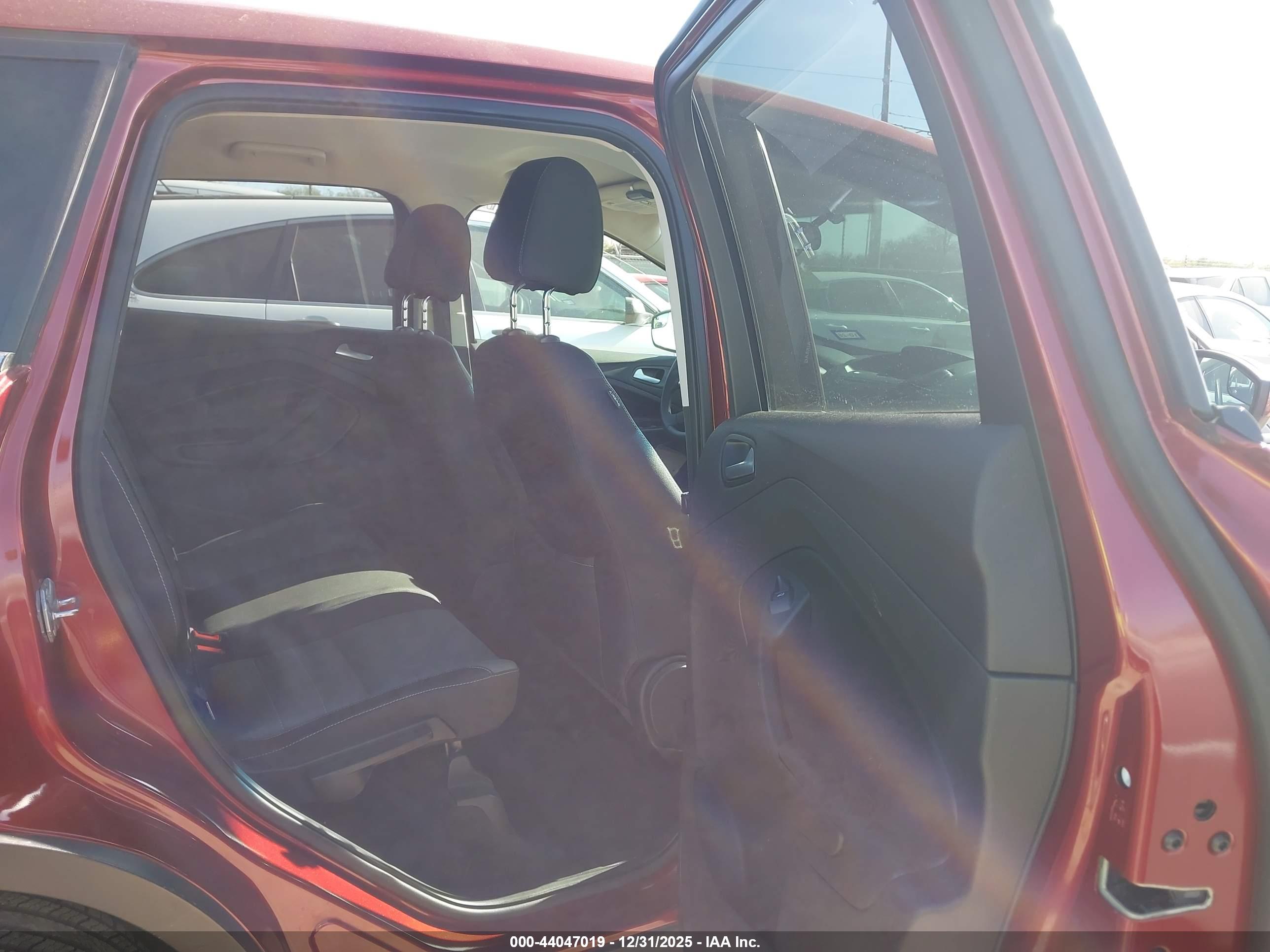 FORD ESCAPE image 8