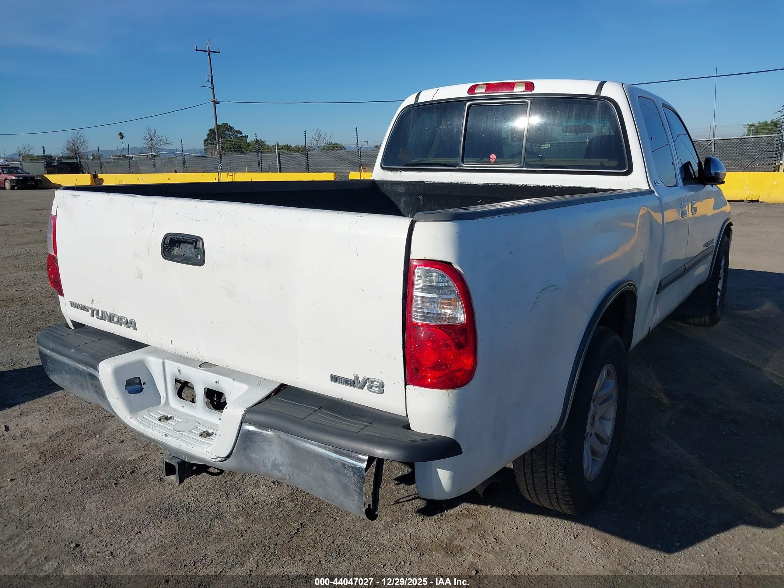 TOYOTA TUNDRA image 4