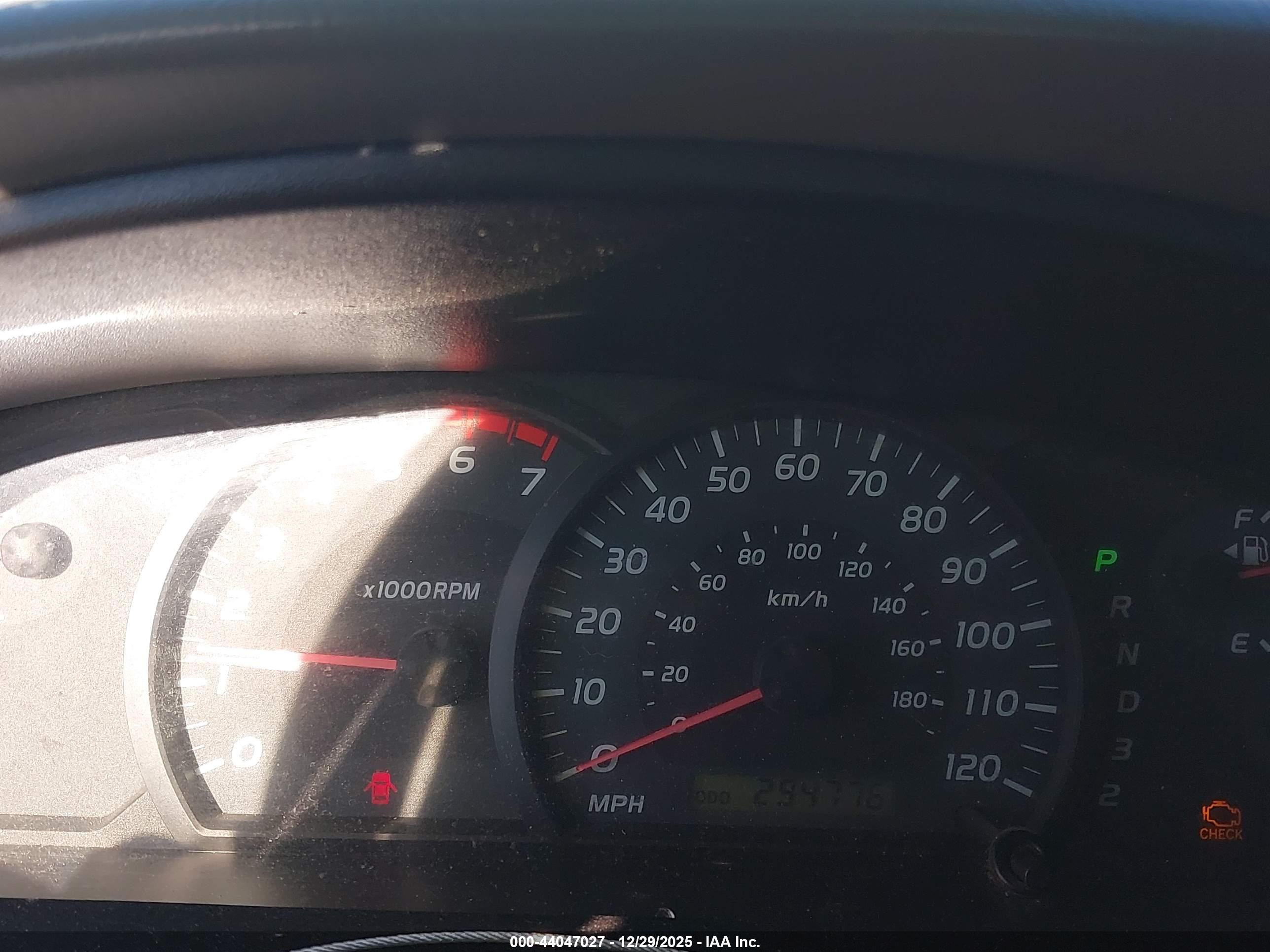 TOYOTA TUNDRA image 7