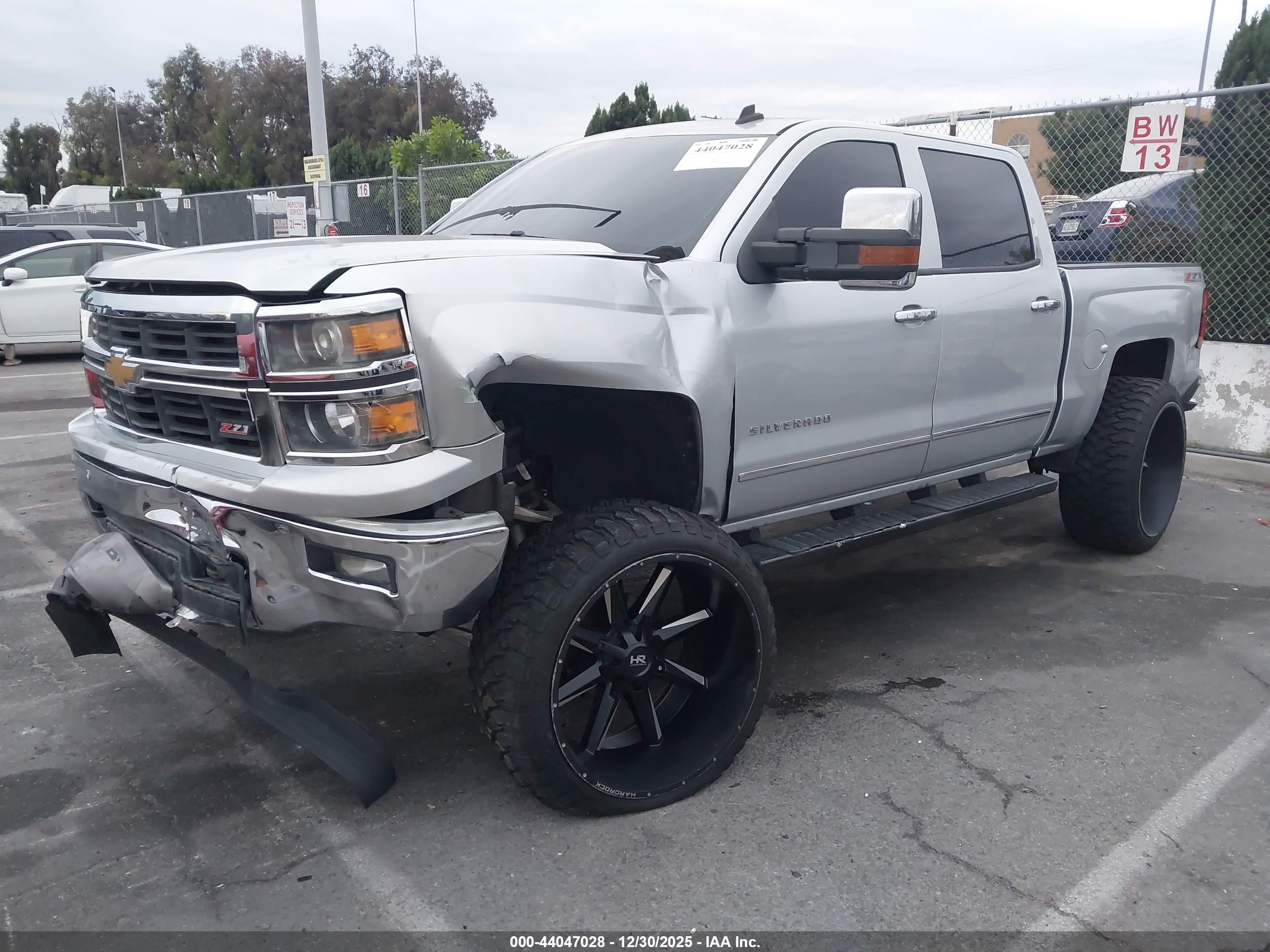 CHEVROLET SILVERADO image 2