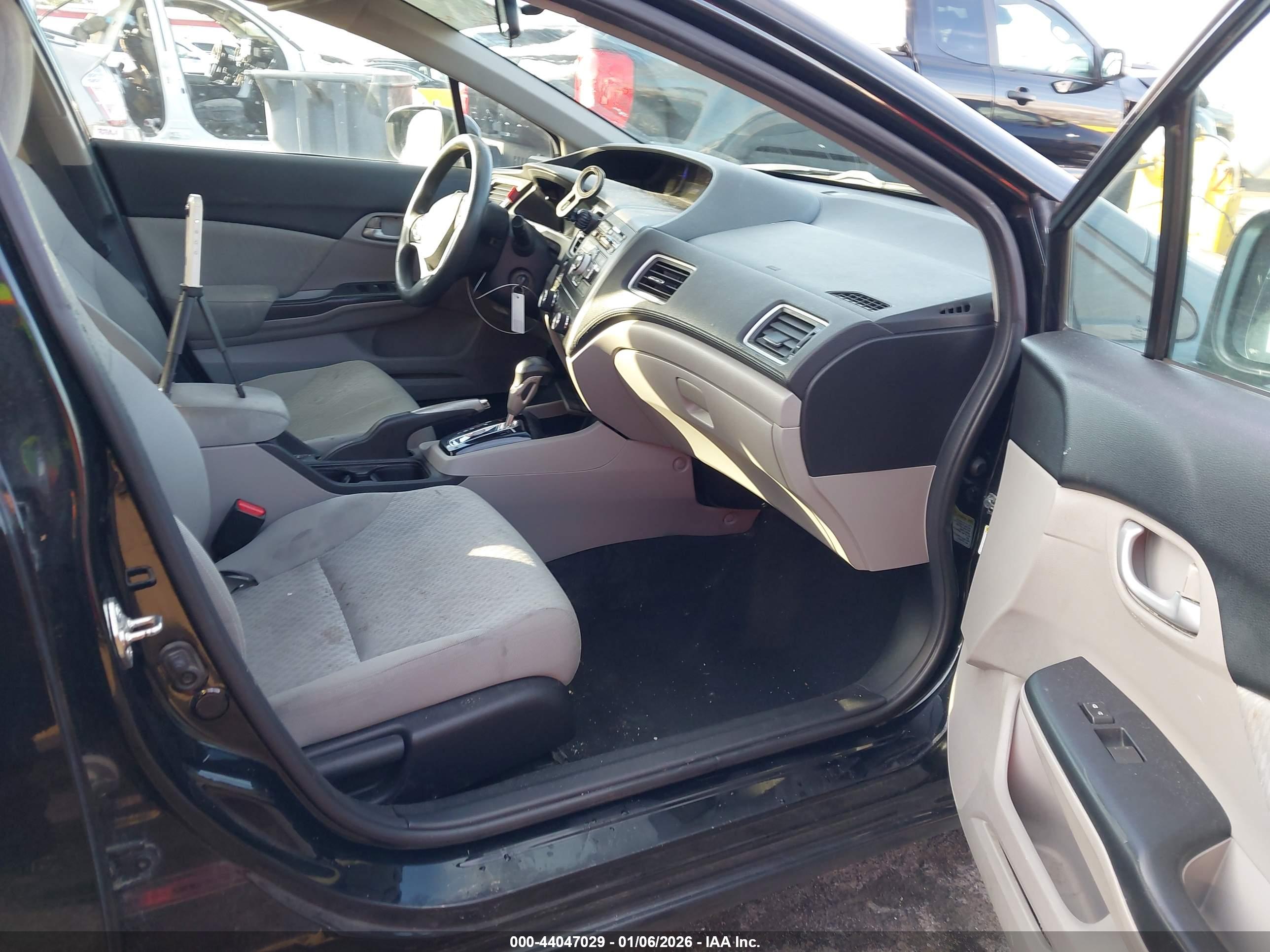 HONDA CIVIC image 5