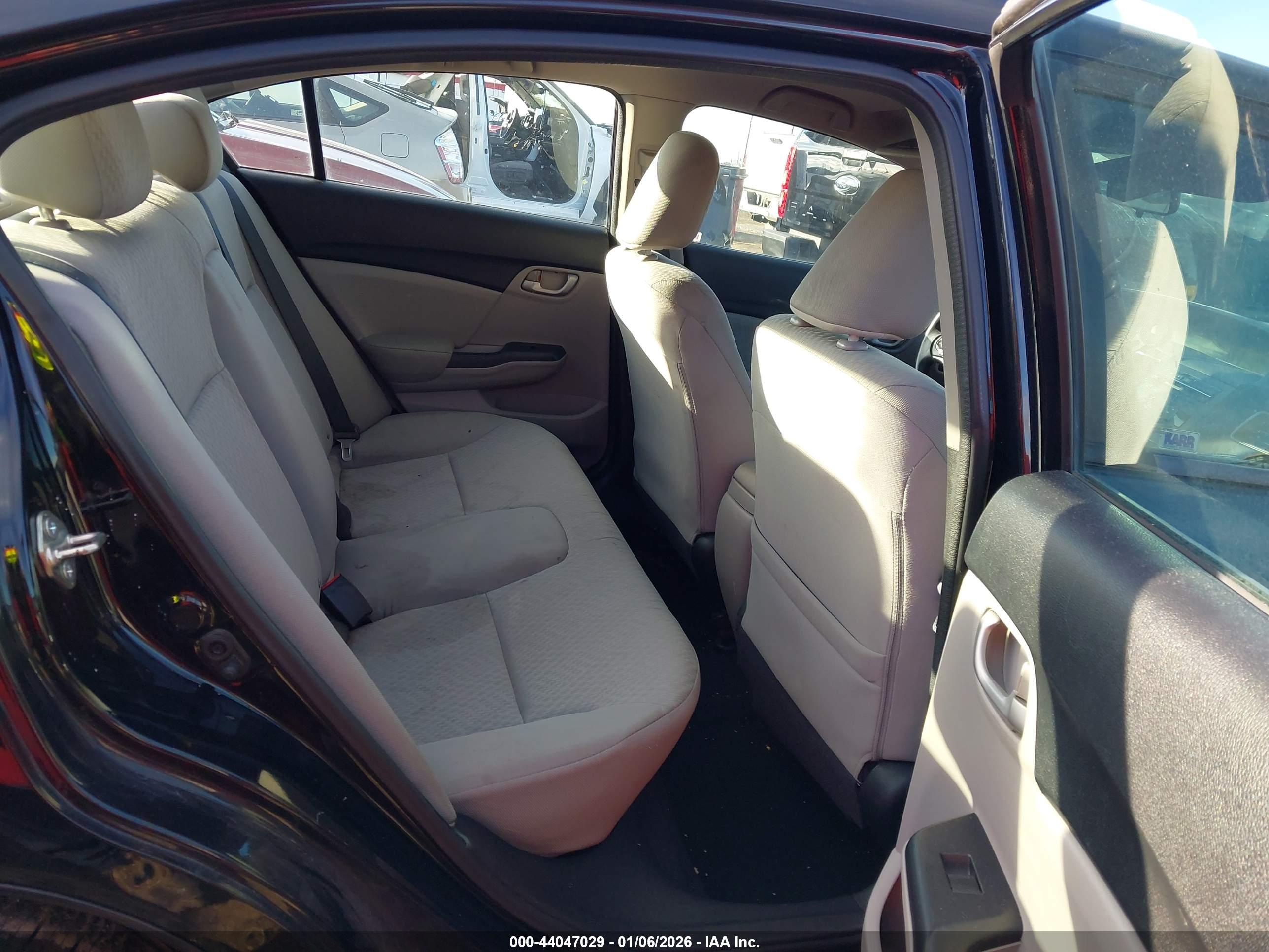HONDA CIVIC image 8