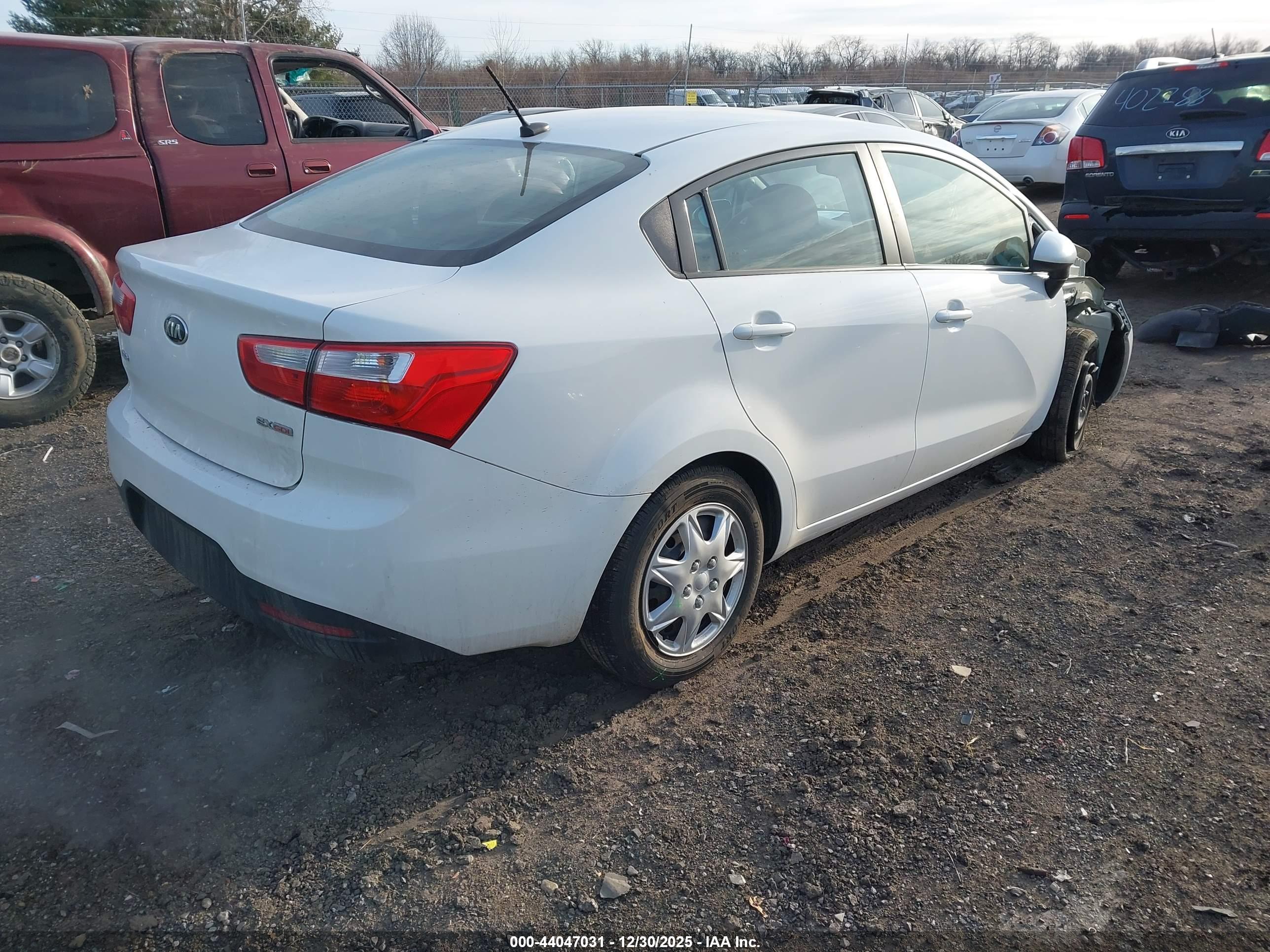 KIA RIO image 4