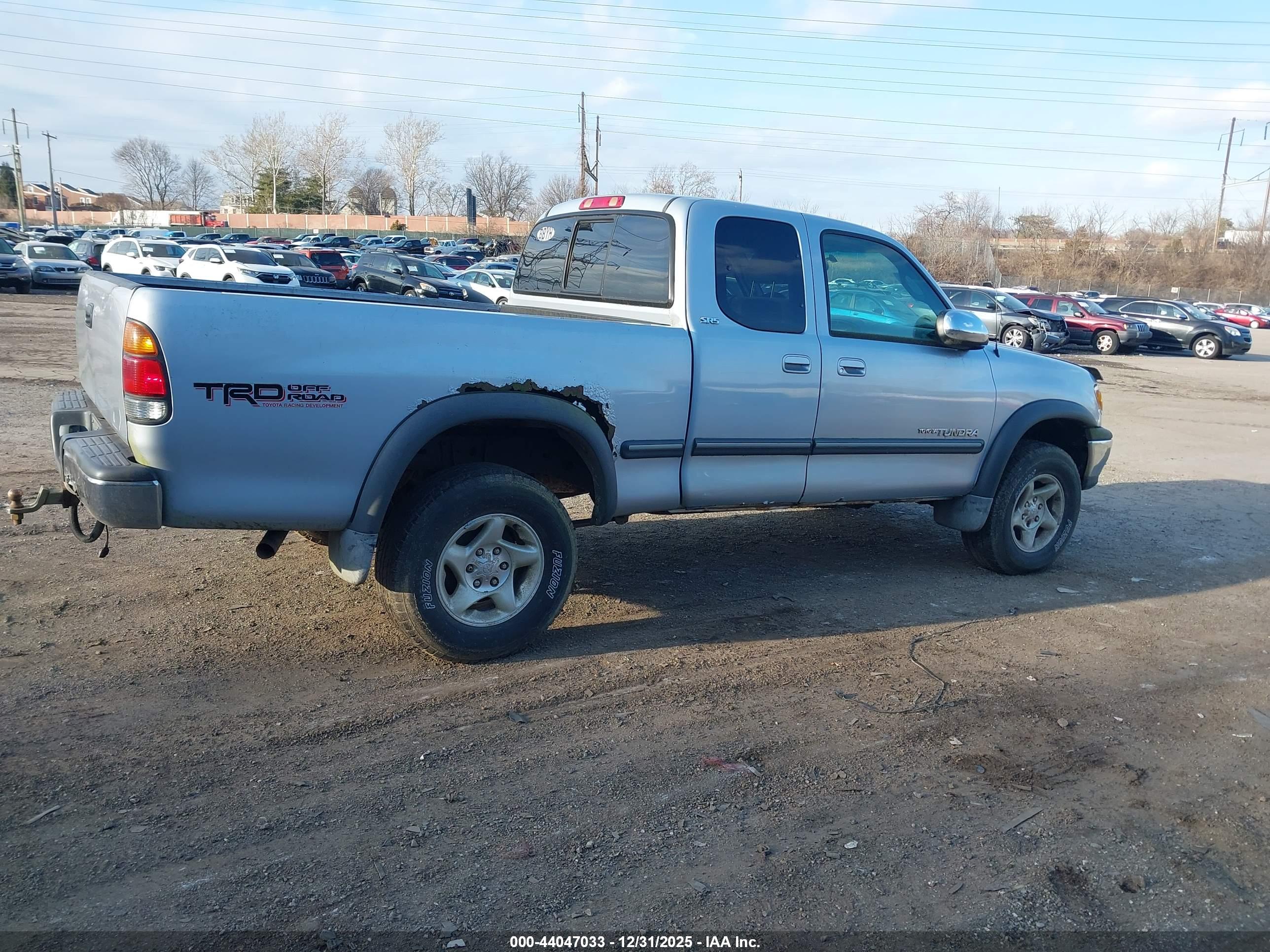 TOYOTA TUNDRA image 4
