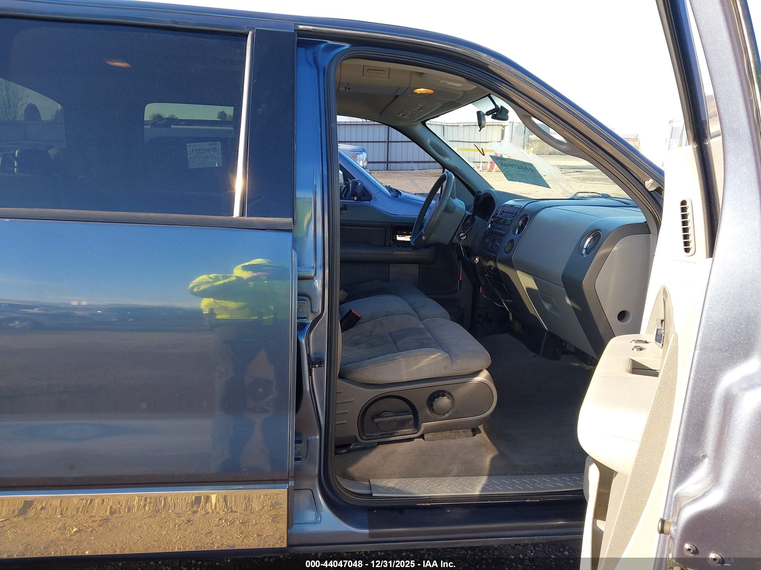 FORD F-150 image 5