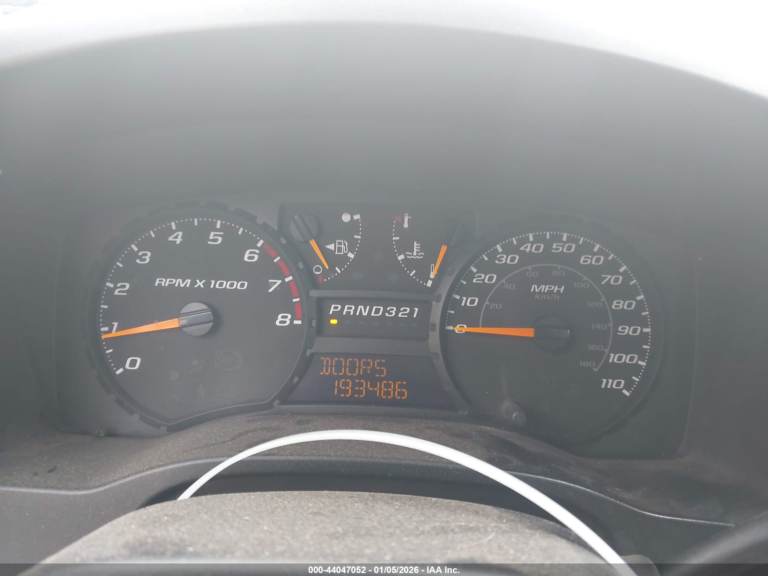 CHEVROLET COLORADO image 7