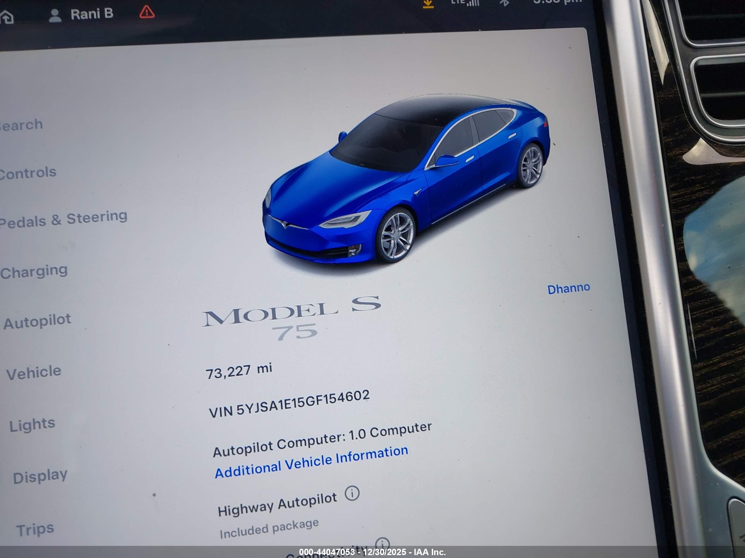 TESLA MODEL image 7