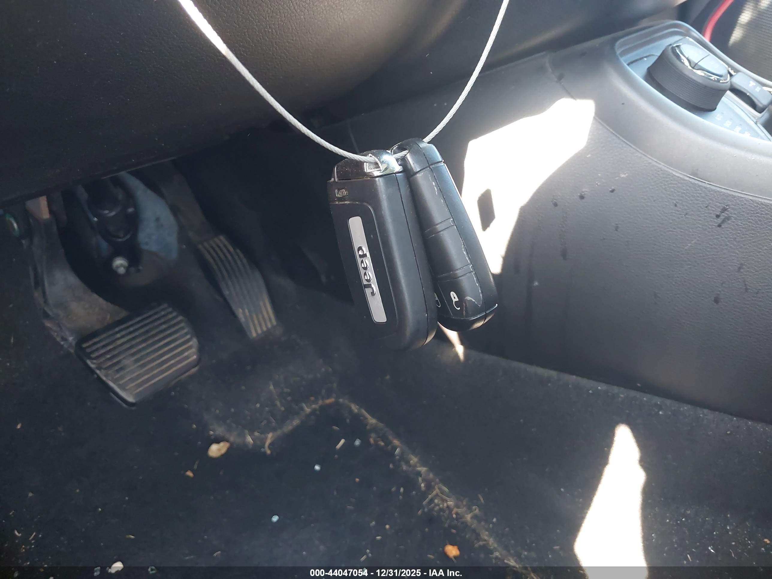 JEEP COMPASS image 11
