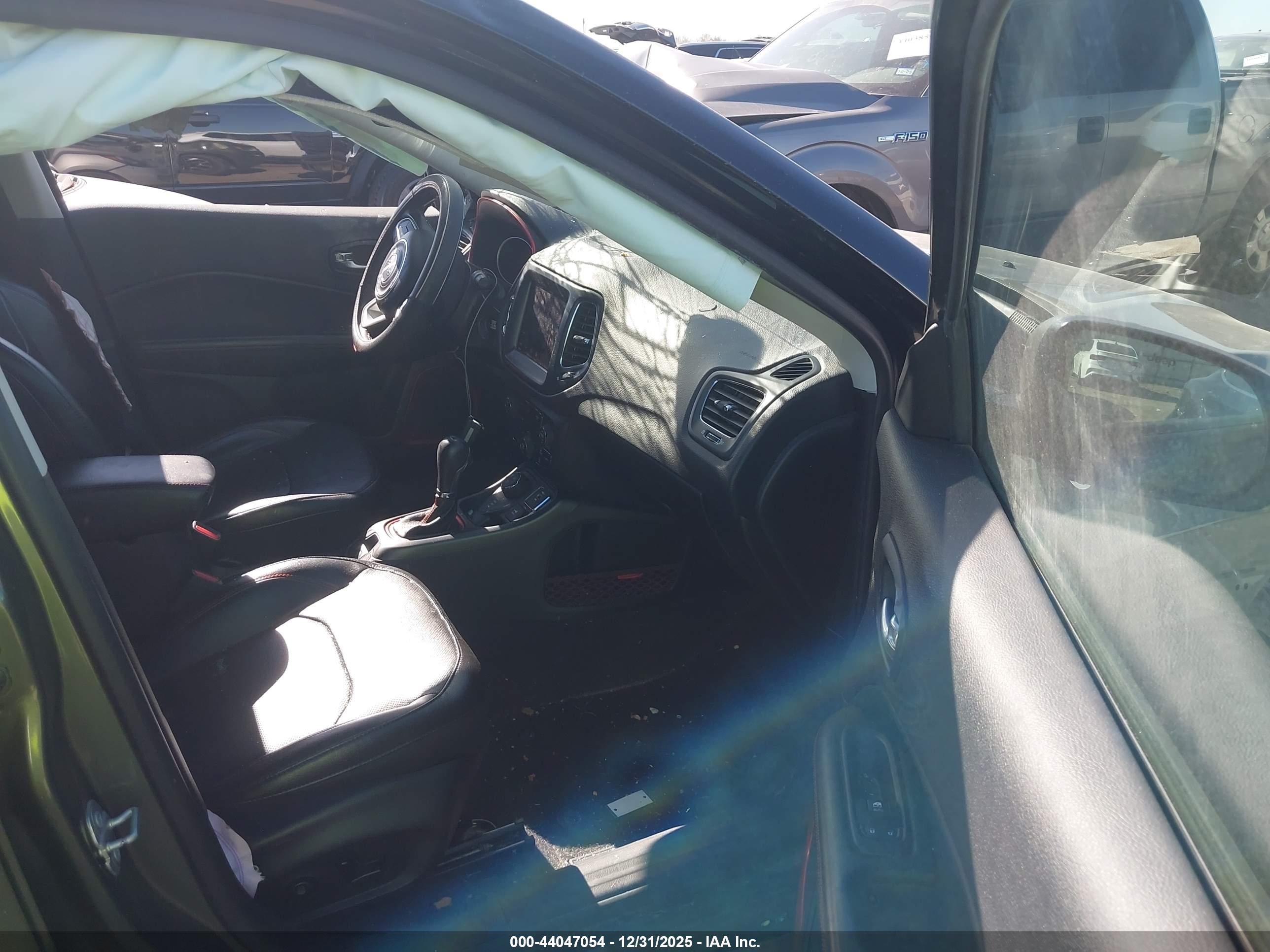 JEEP COMPASS image 5
