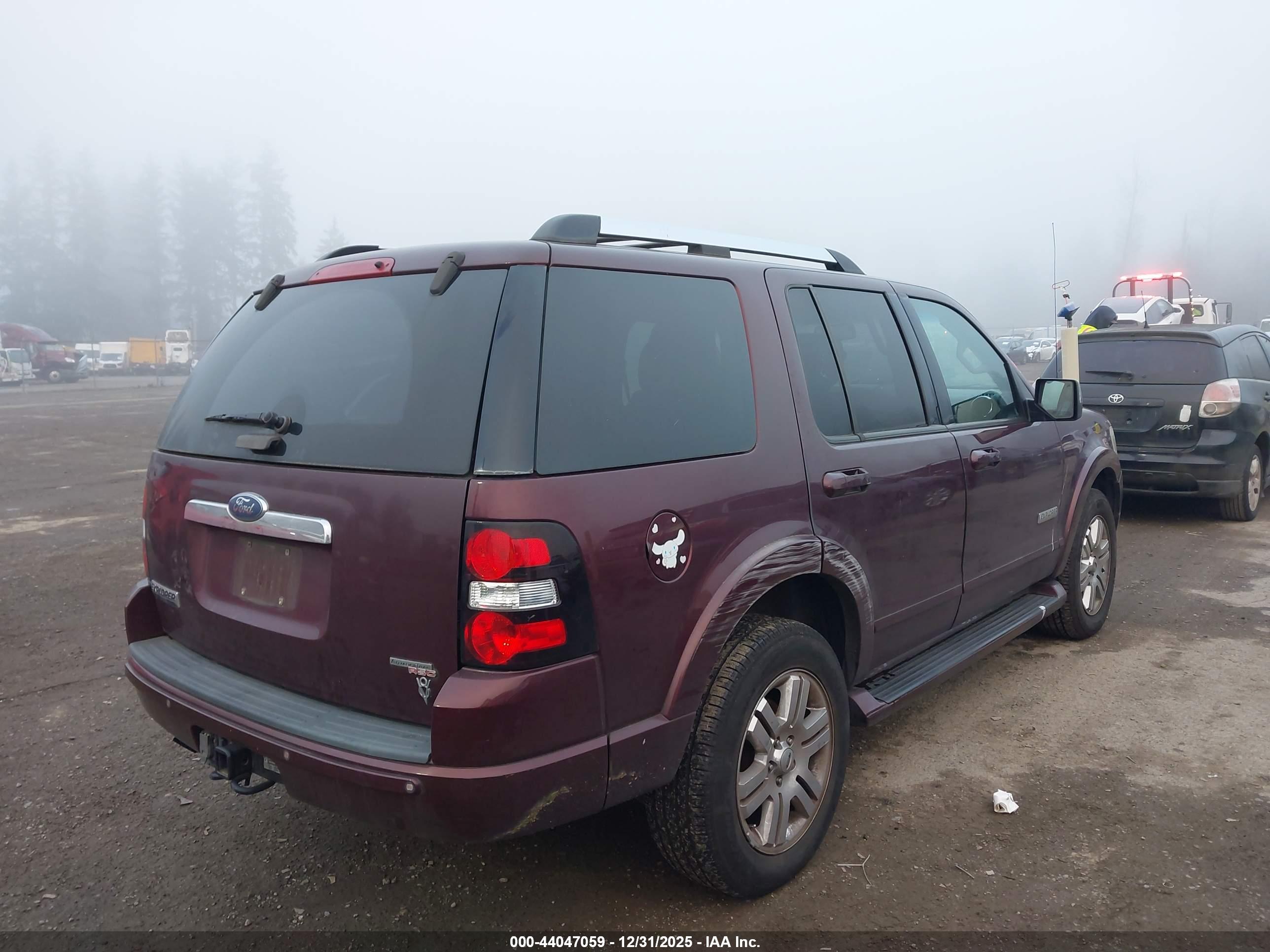 FORD EXPLORER image 6