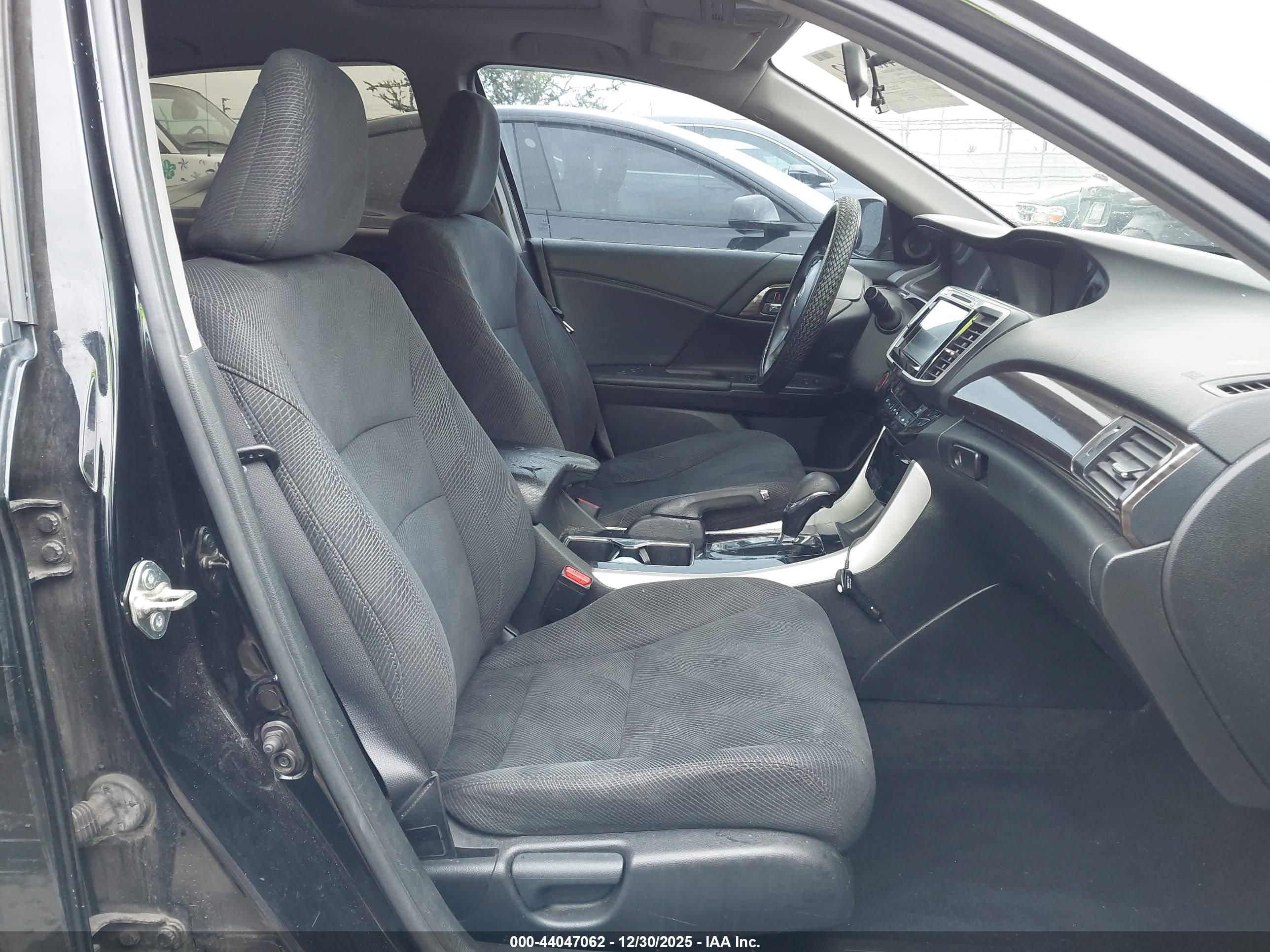 HONDA ACCORD image 5