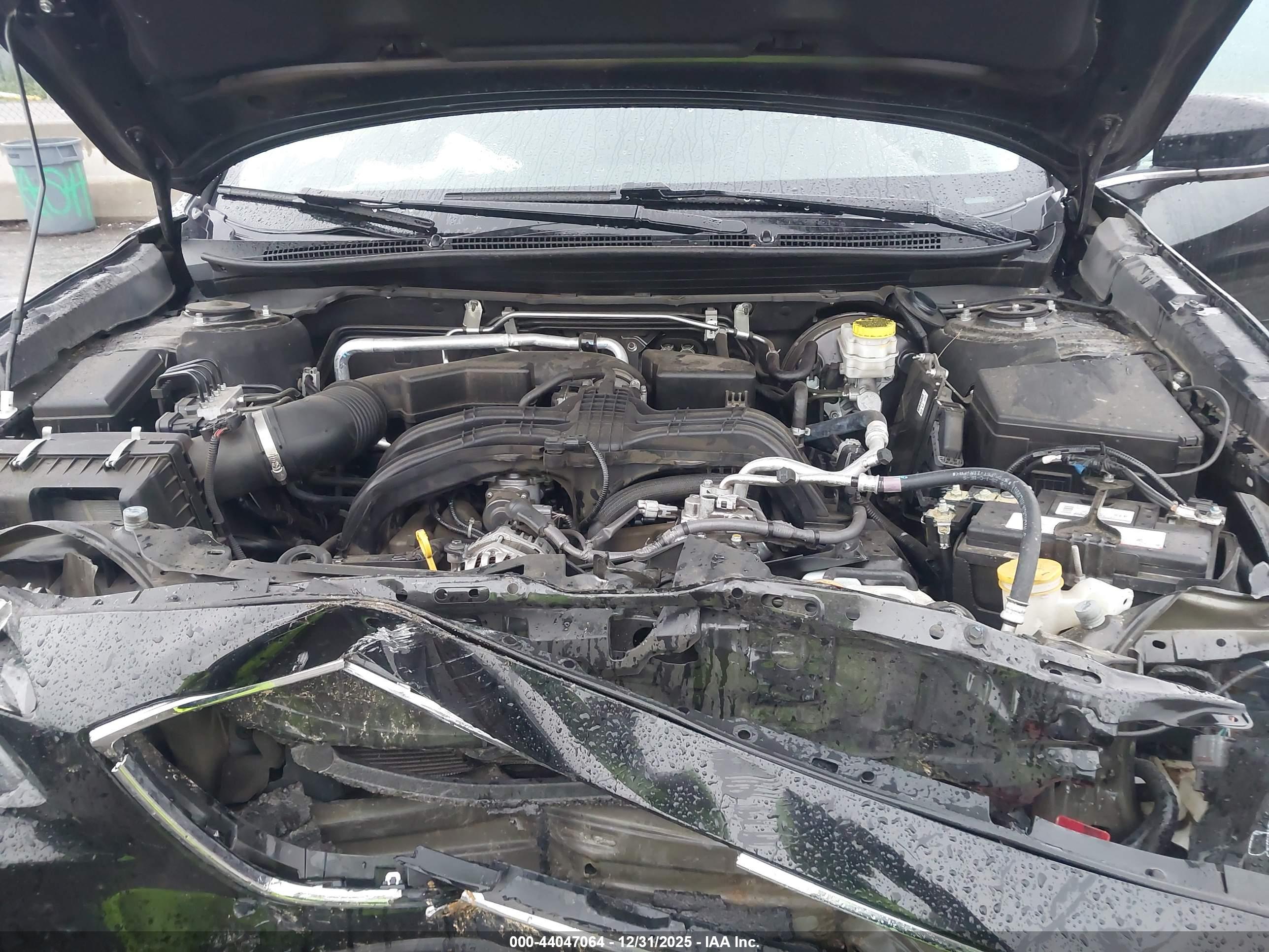 SUBARU OUTBACK image 10