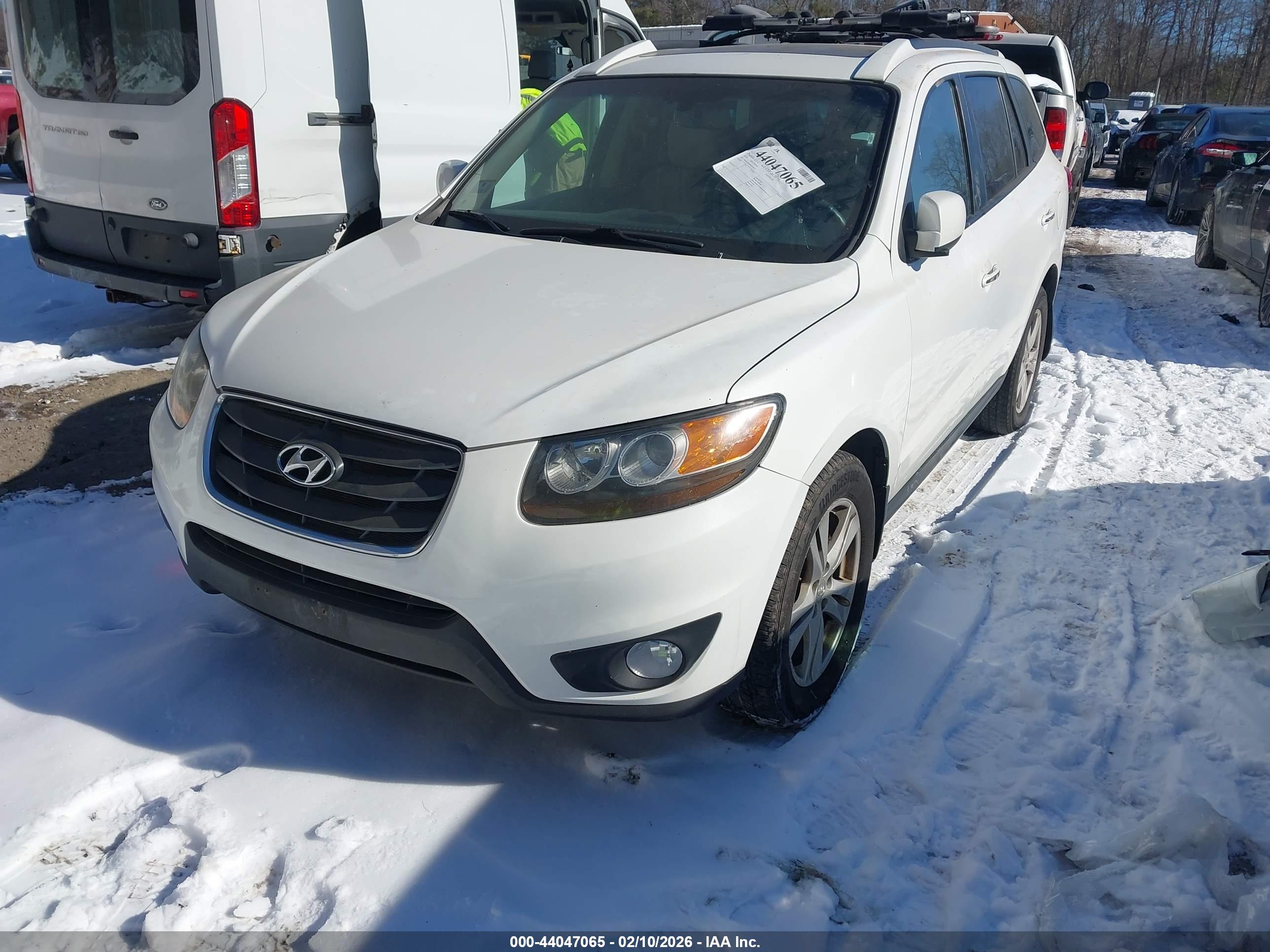 HYUNDAI SANTA image 2