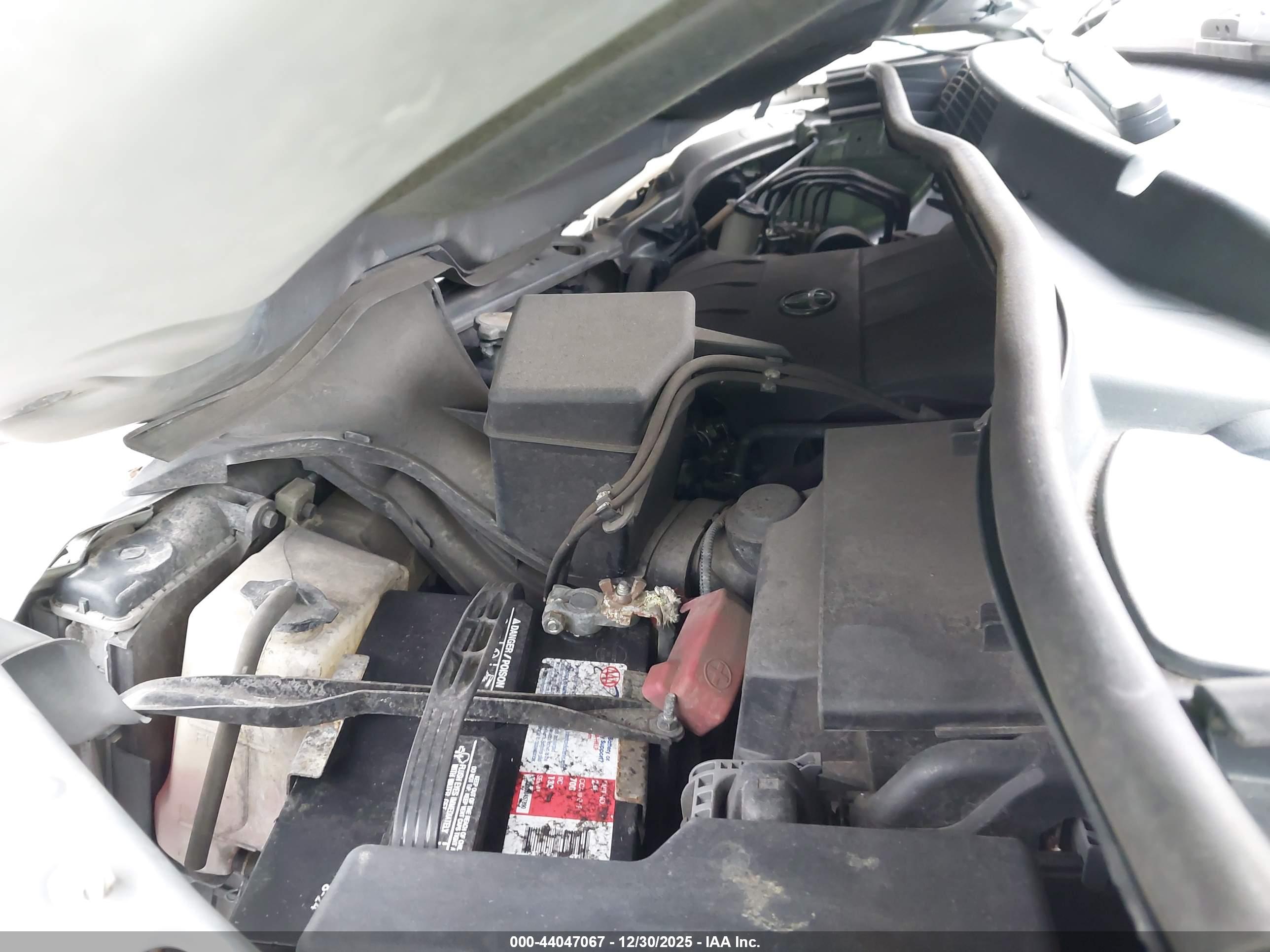 TOYOTA SIENNA image 10