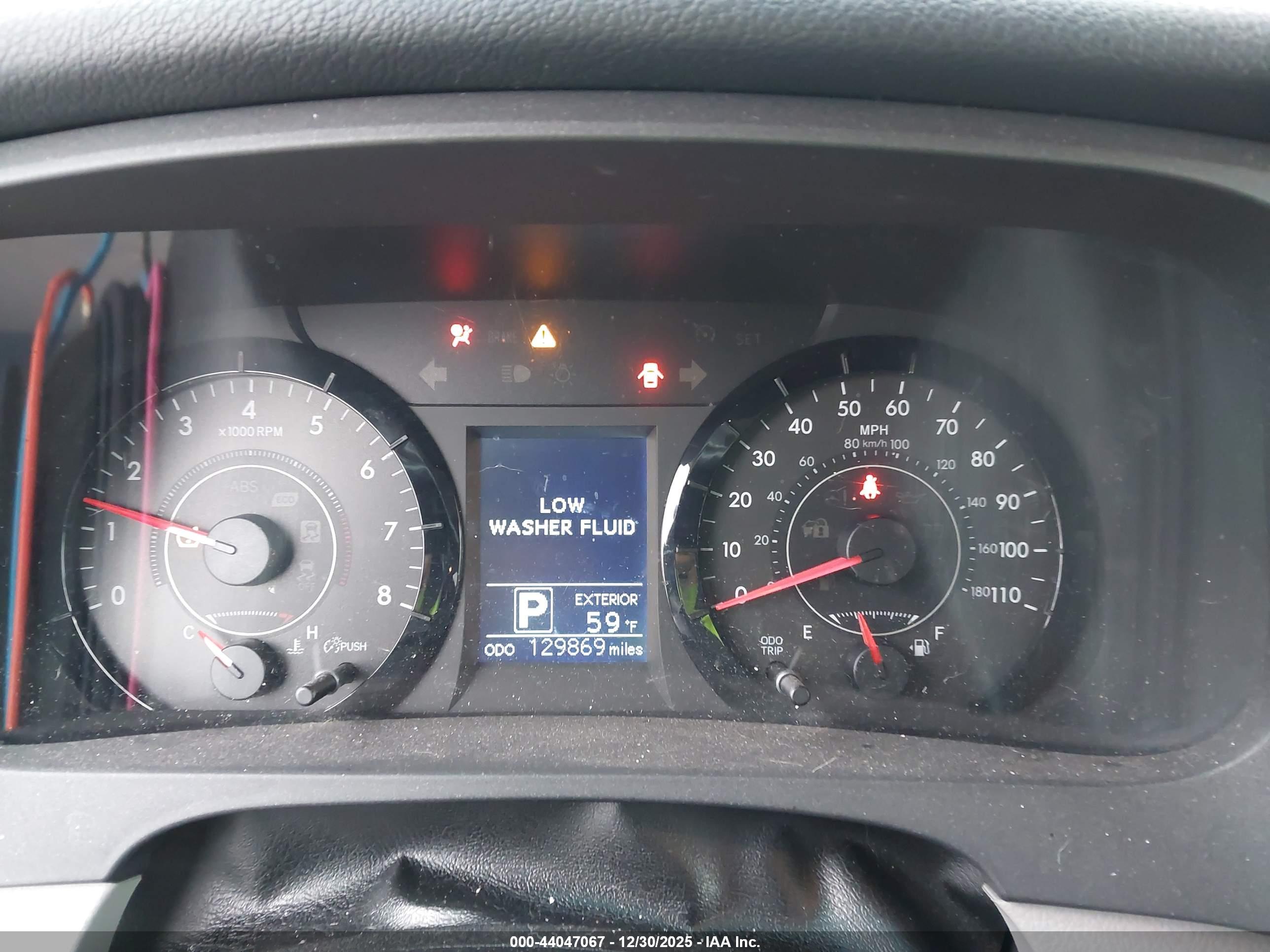 TOYOTA SIENNA image 7