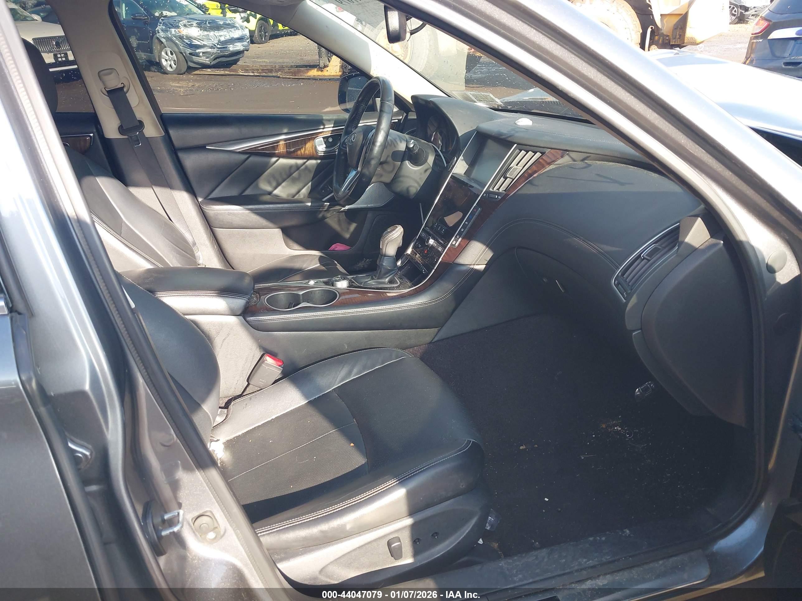 INFINITI Q50 image 5
