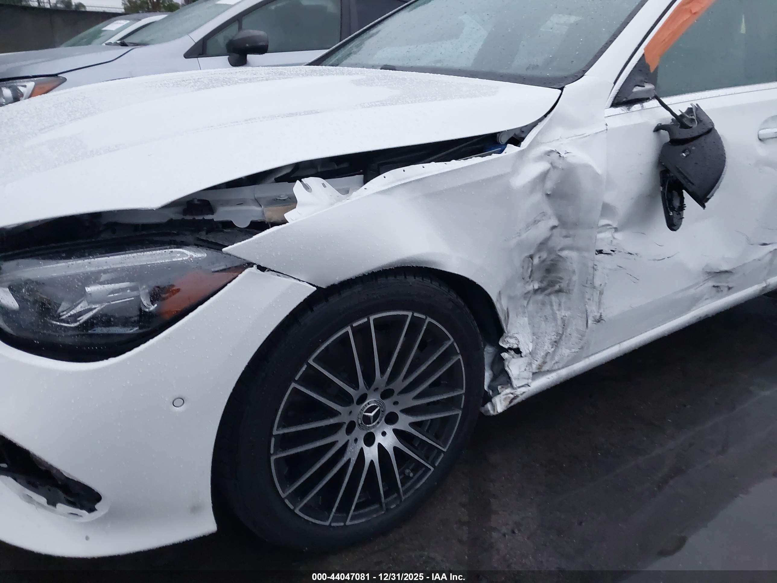 MERCEDES-BENZ C image 6