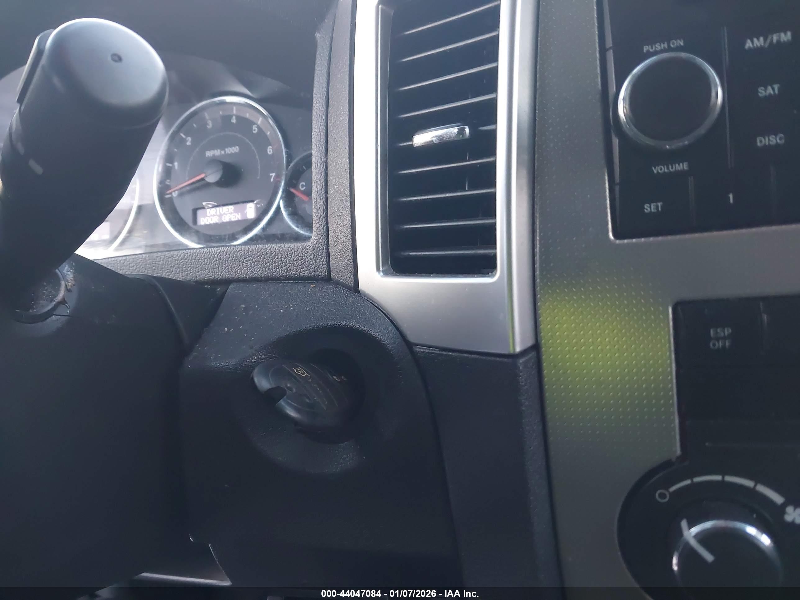 JEEP GRAND image 11