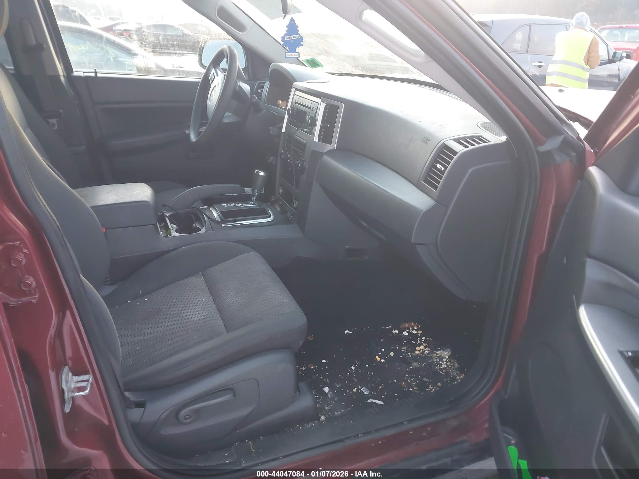 JEEP GRAND image 5