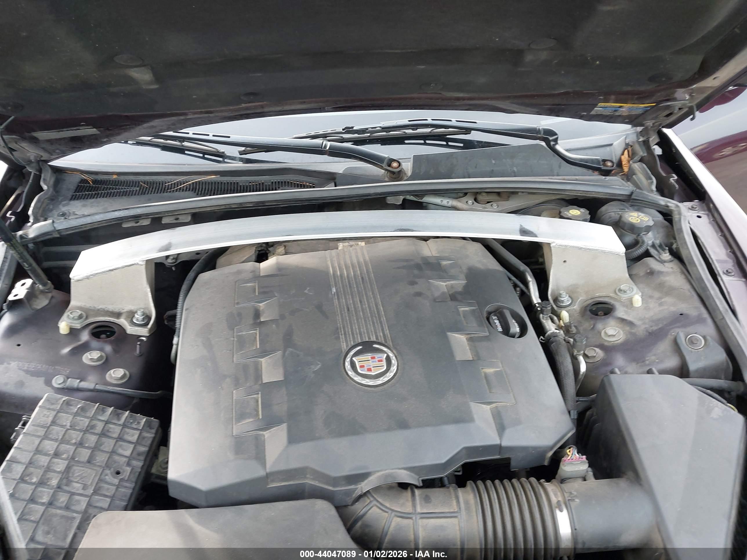 CADILLAC CTS image 10