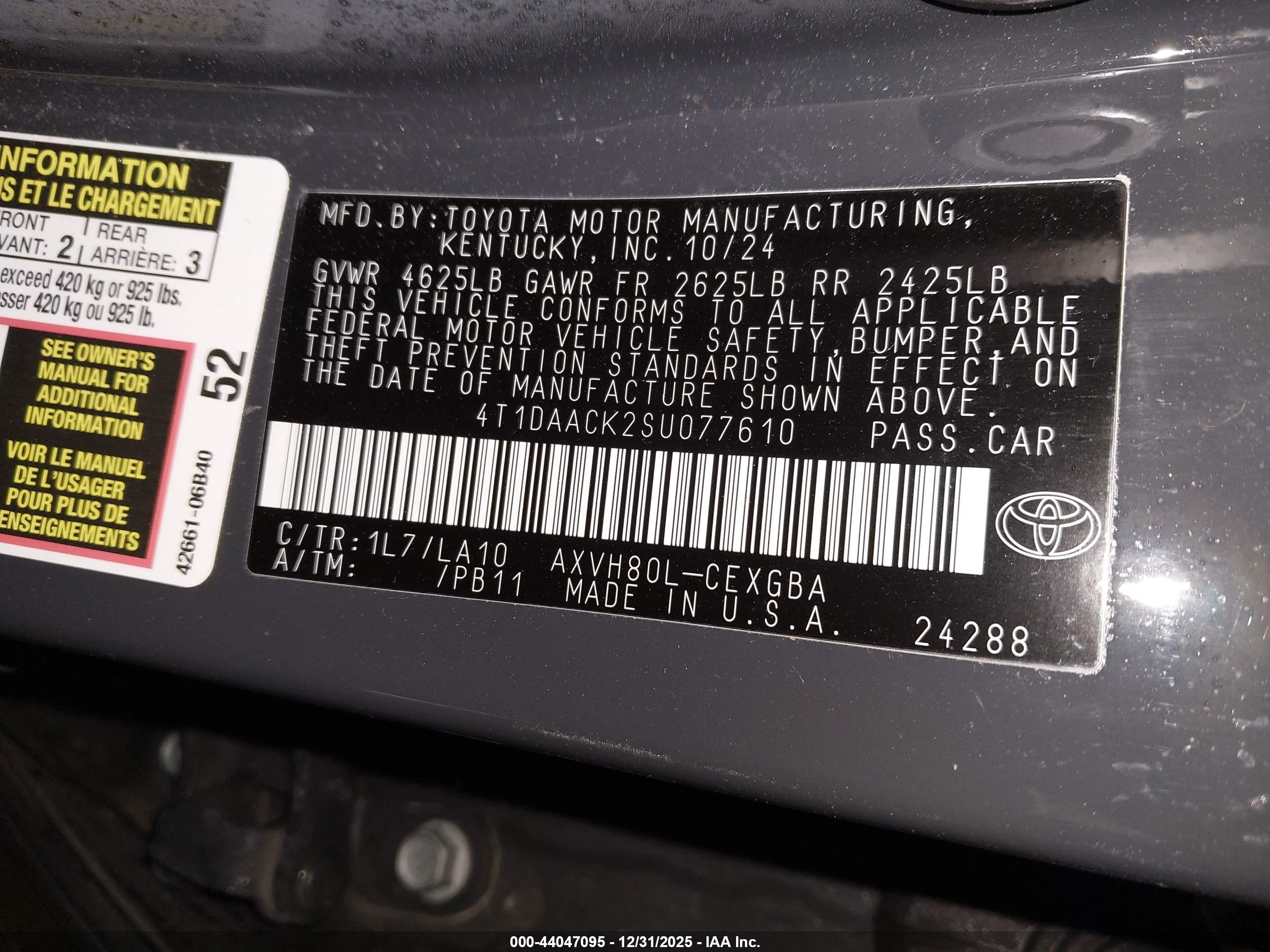 TOYOTA CAMRY image 9