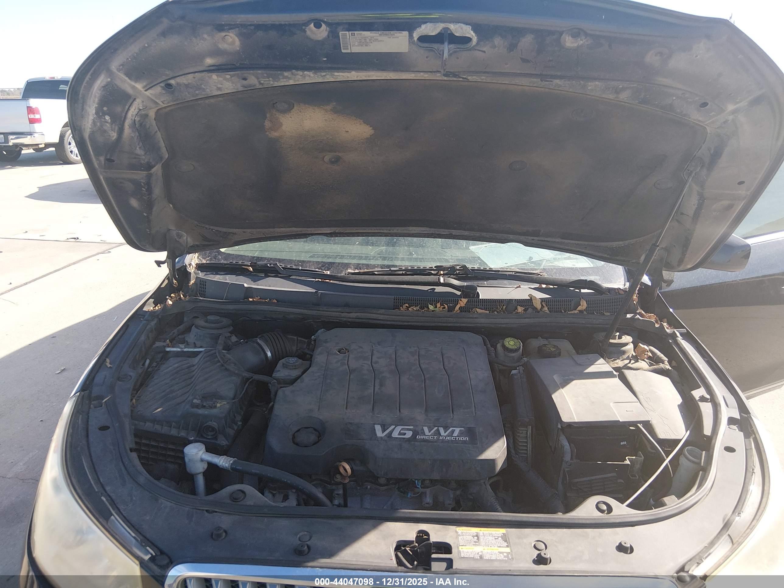 BUICK LACROSSE image 10