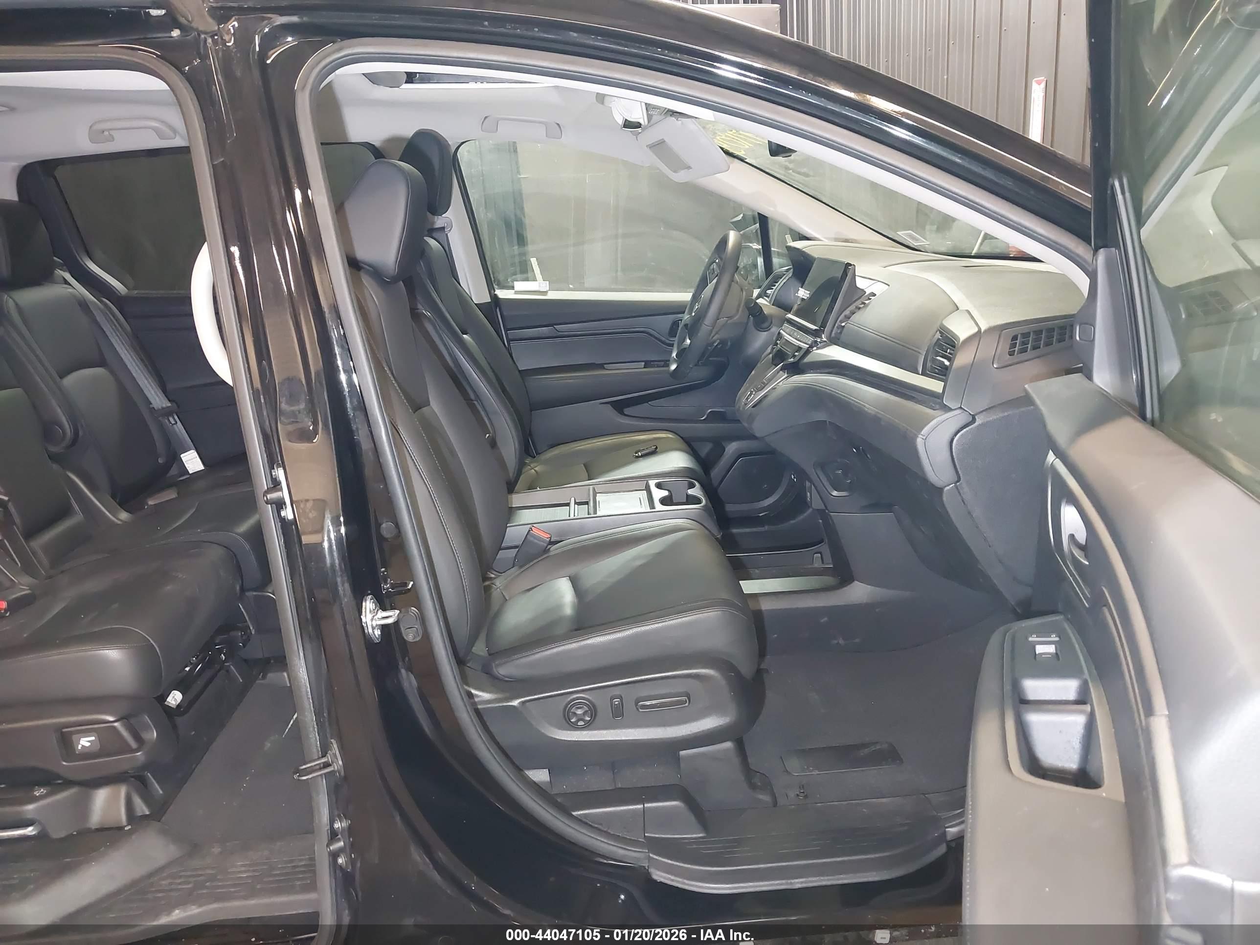 HONDA ODYSSEY image 5