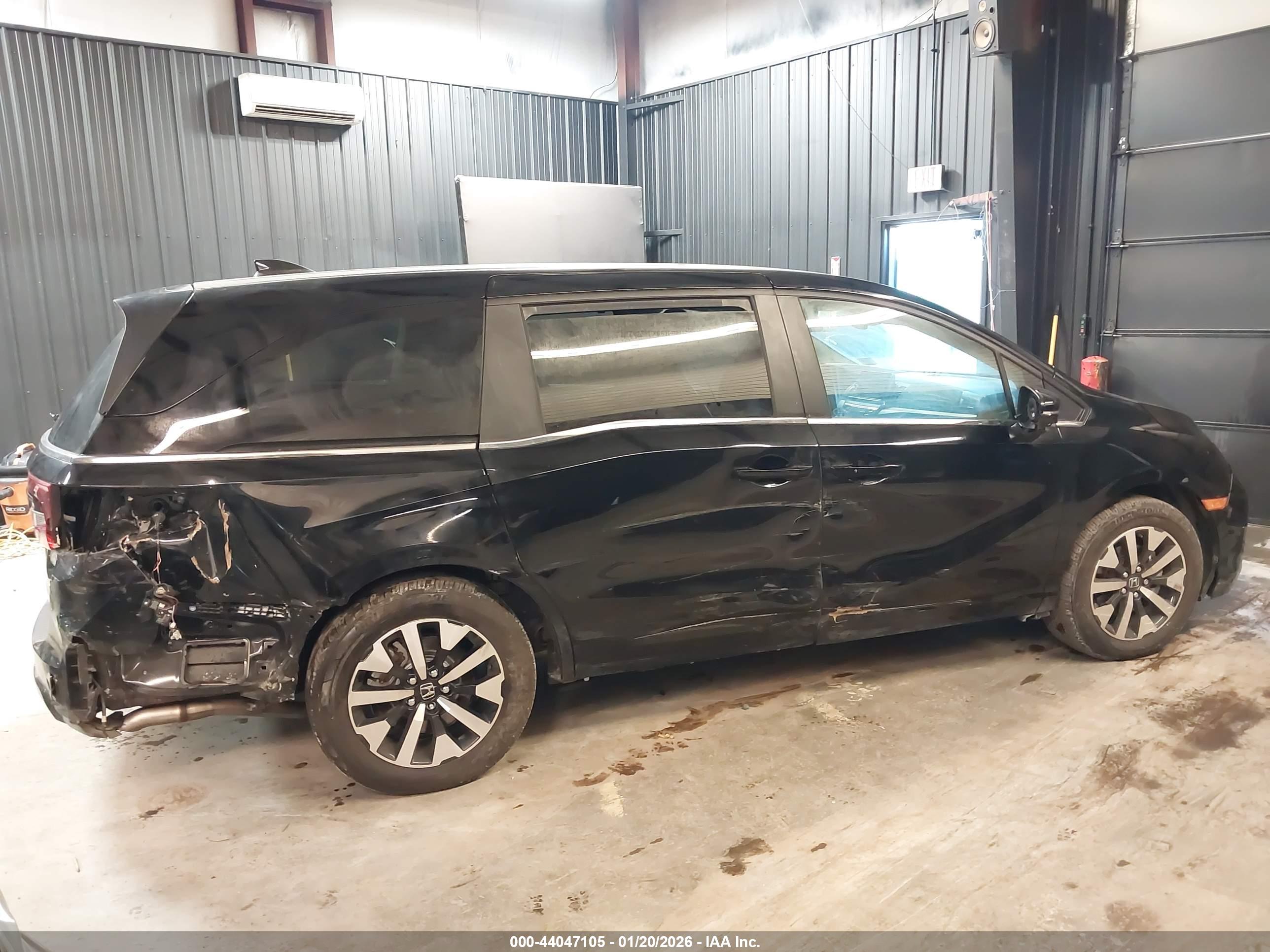 HONDA ODYSSEY image 6