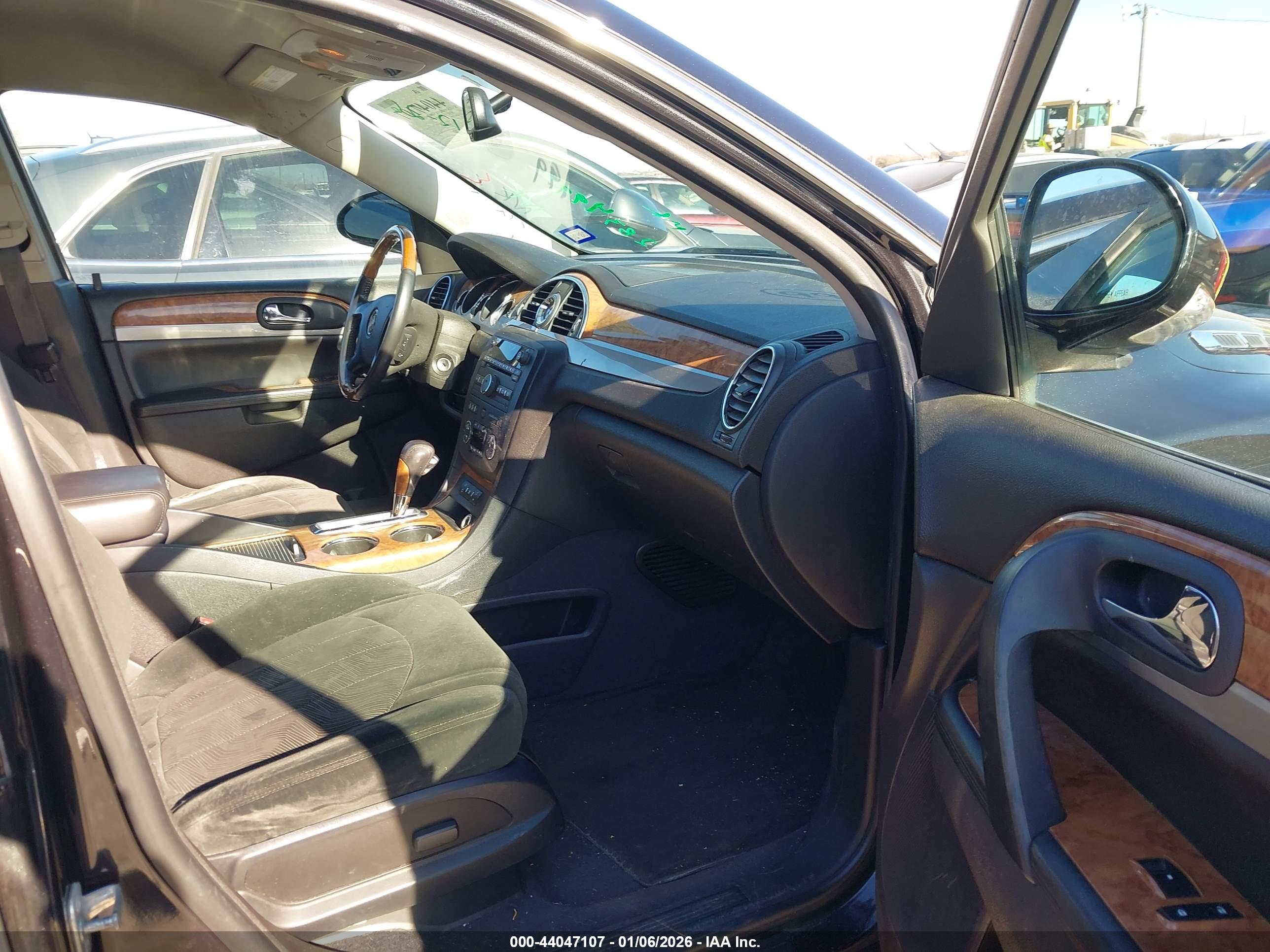 BUICK ENCLAVE image 5