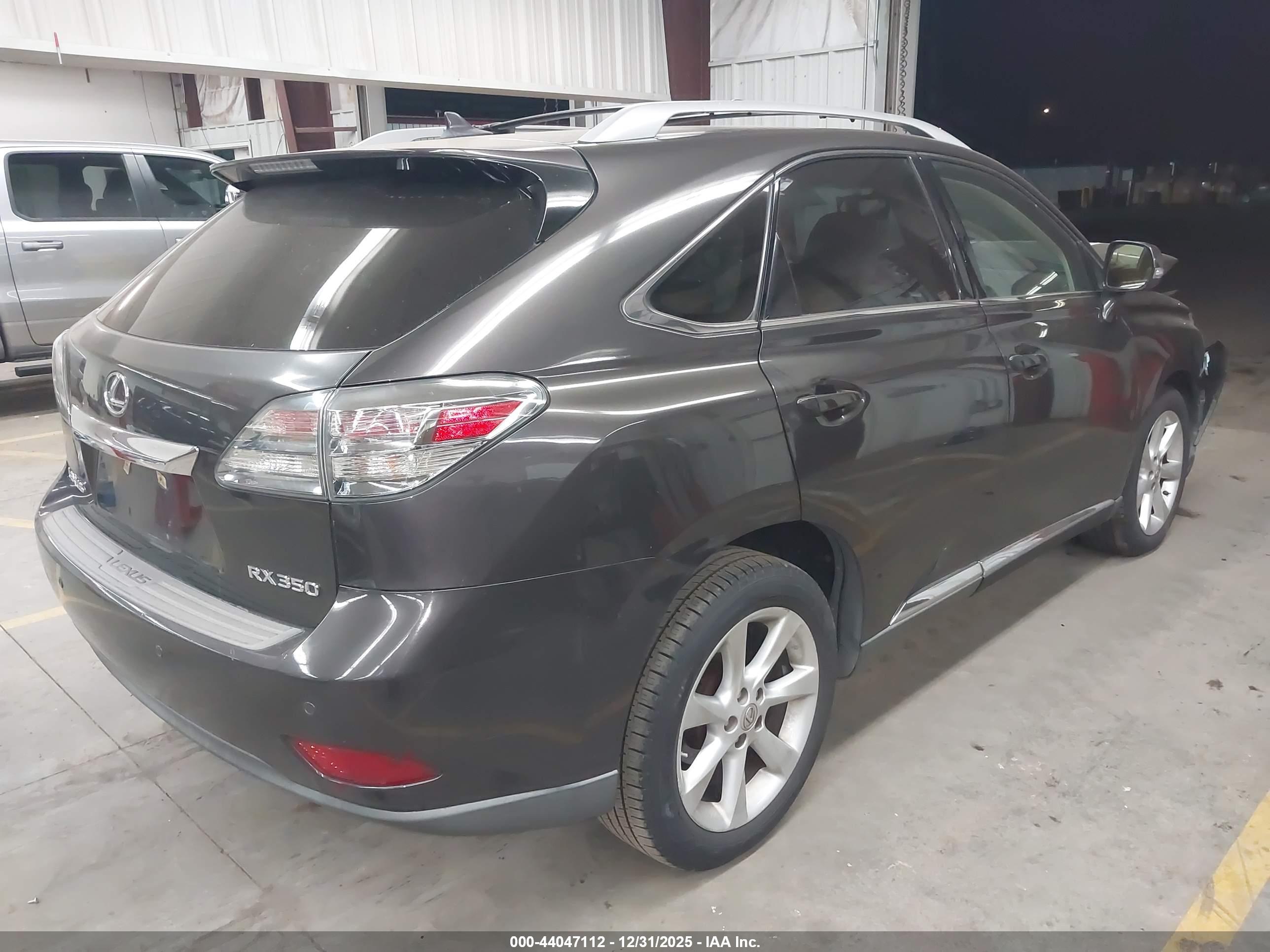 LEXUS RX image 4