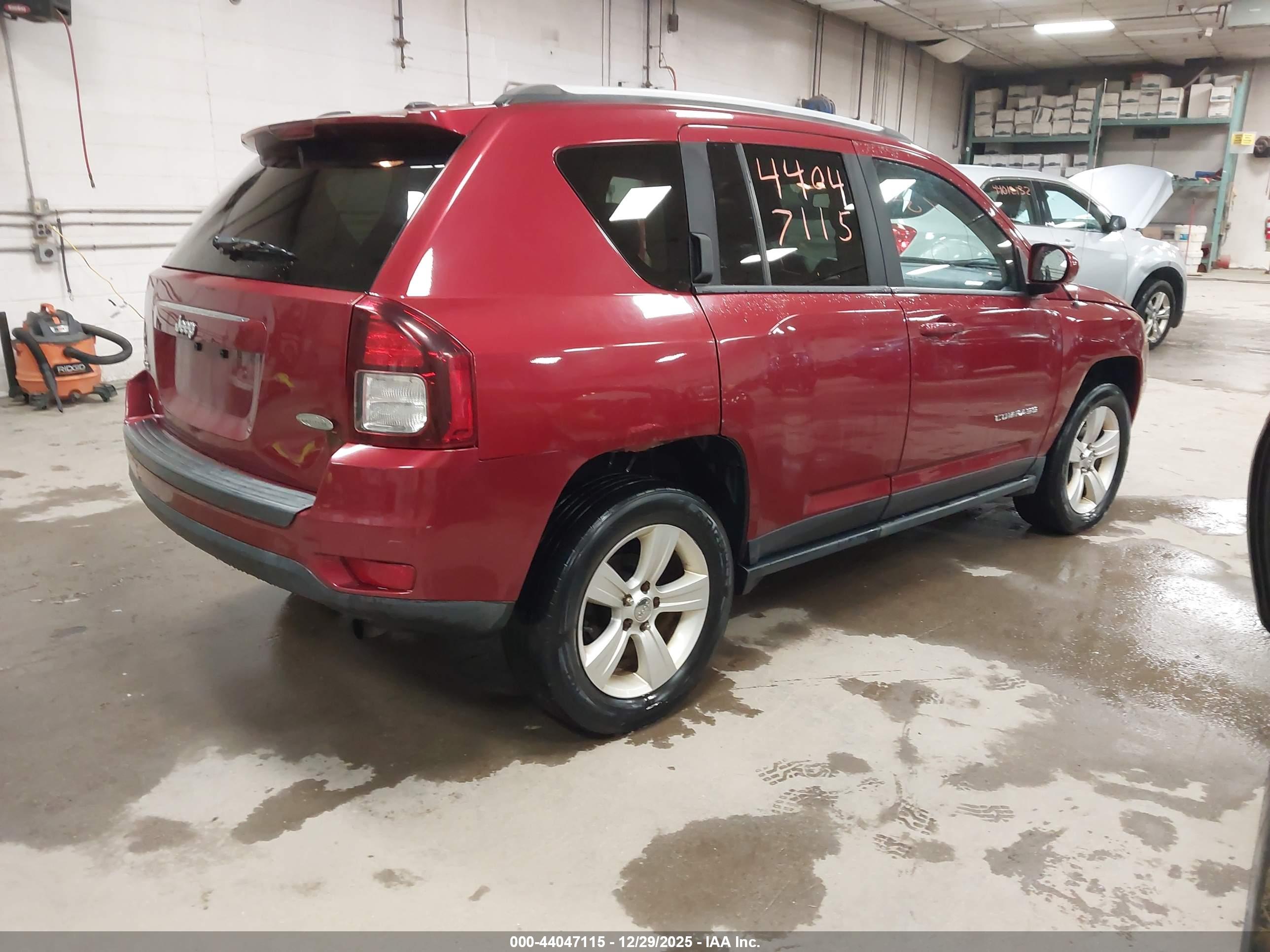 JEEP COMPASS image 4