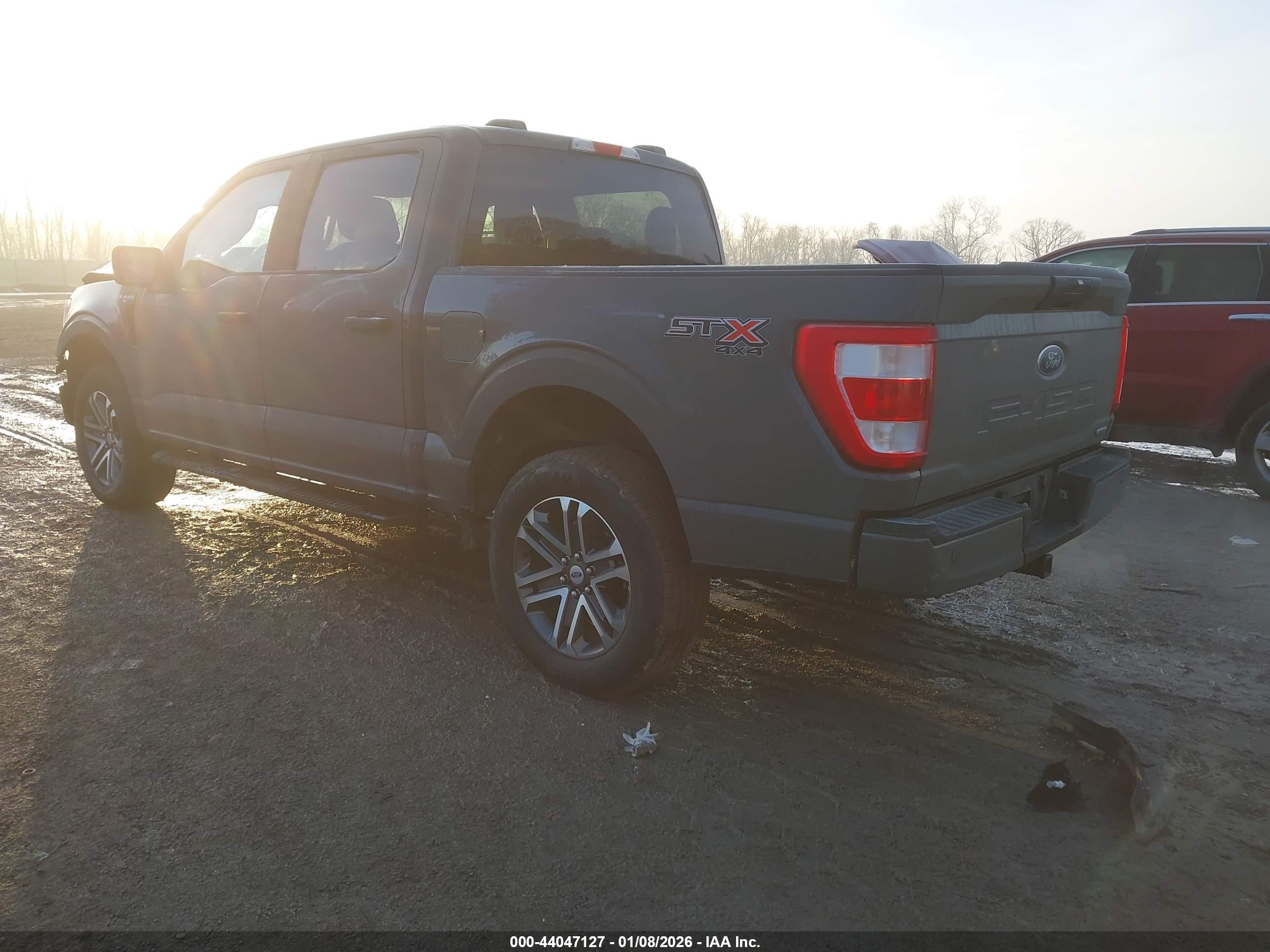 FORD F-150 image 3