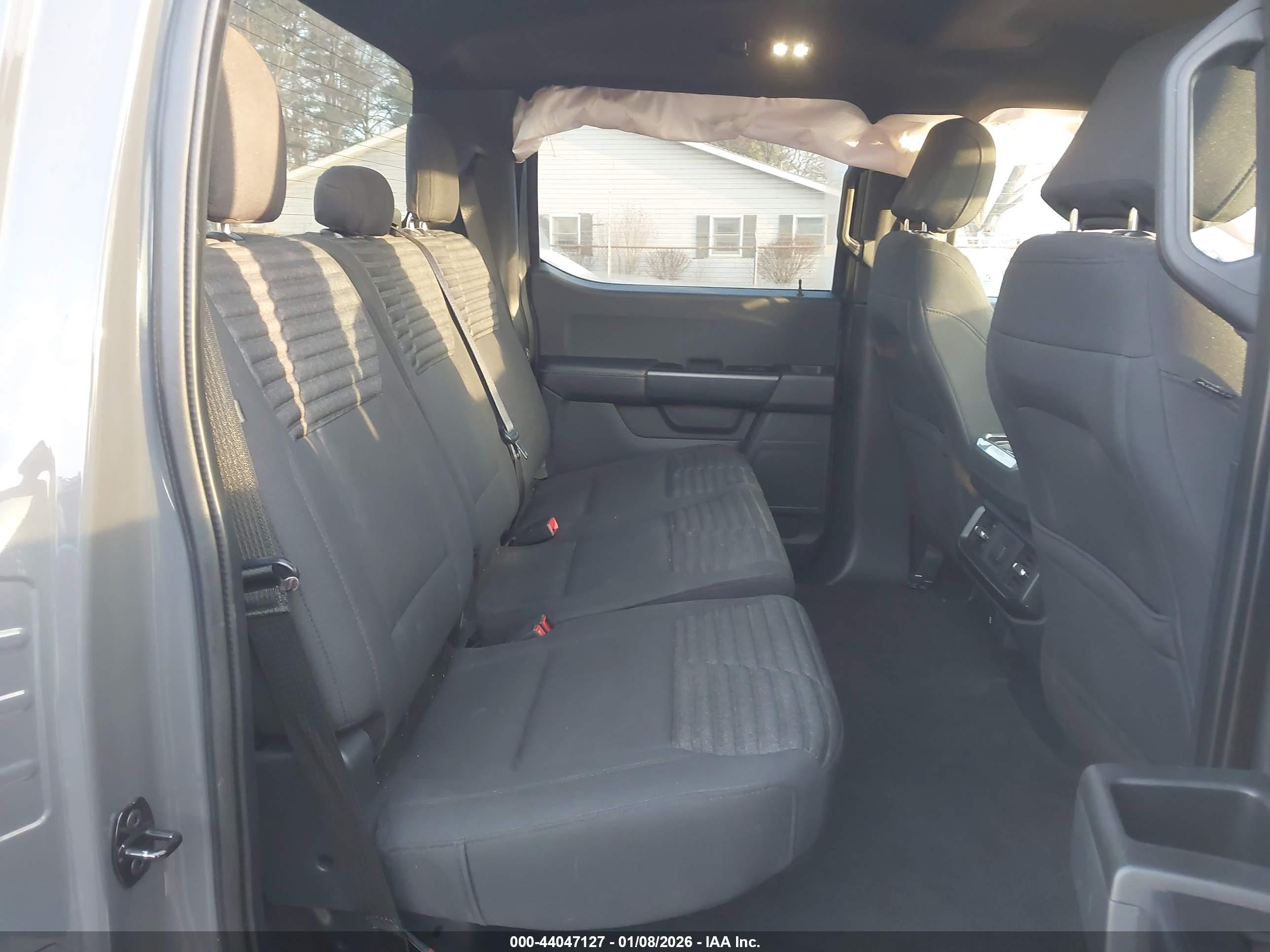 FORD F-150 image 8