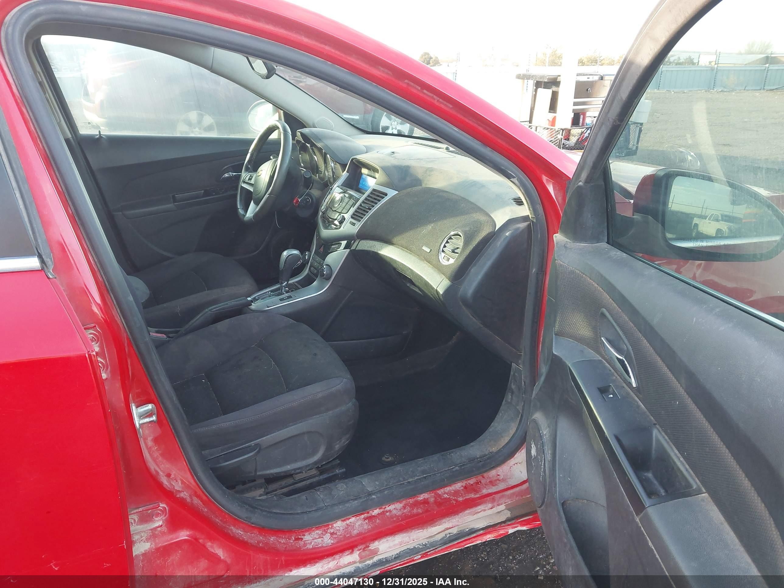 CHEVROLET CRUZE image 5