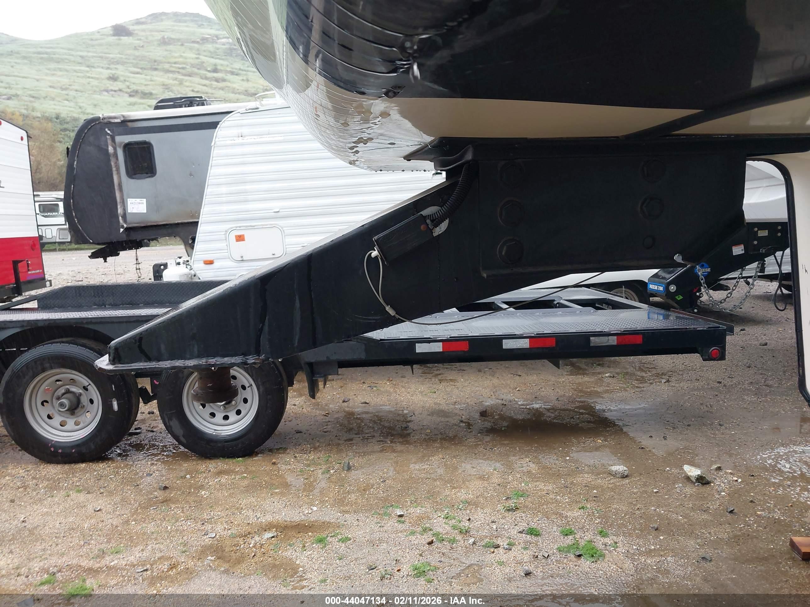 HEARTLAND RV image 10