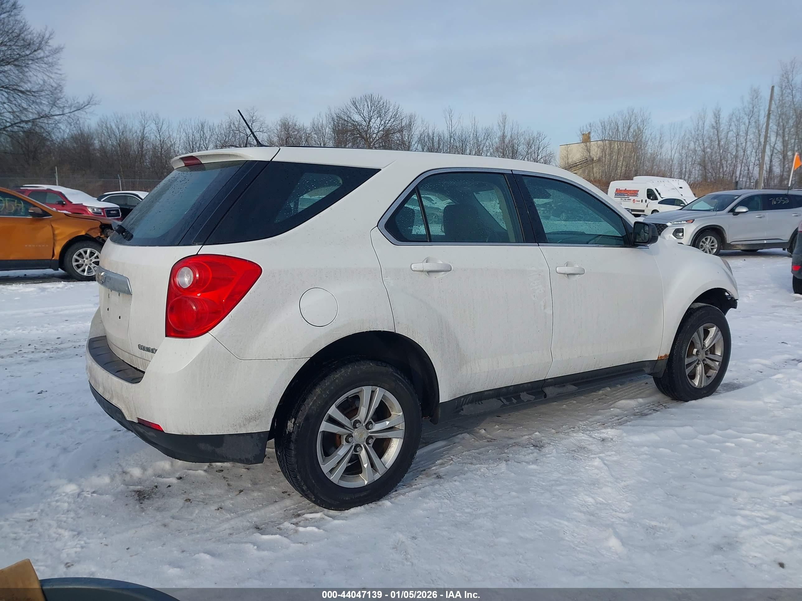 CHEVROLET EQUINOX image 4