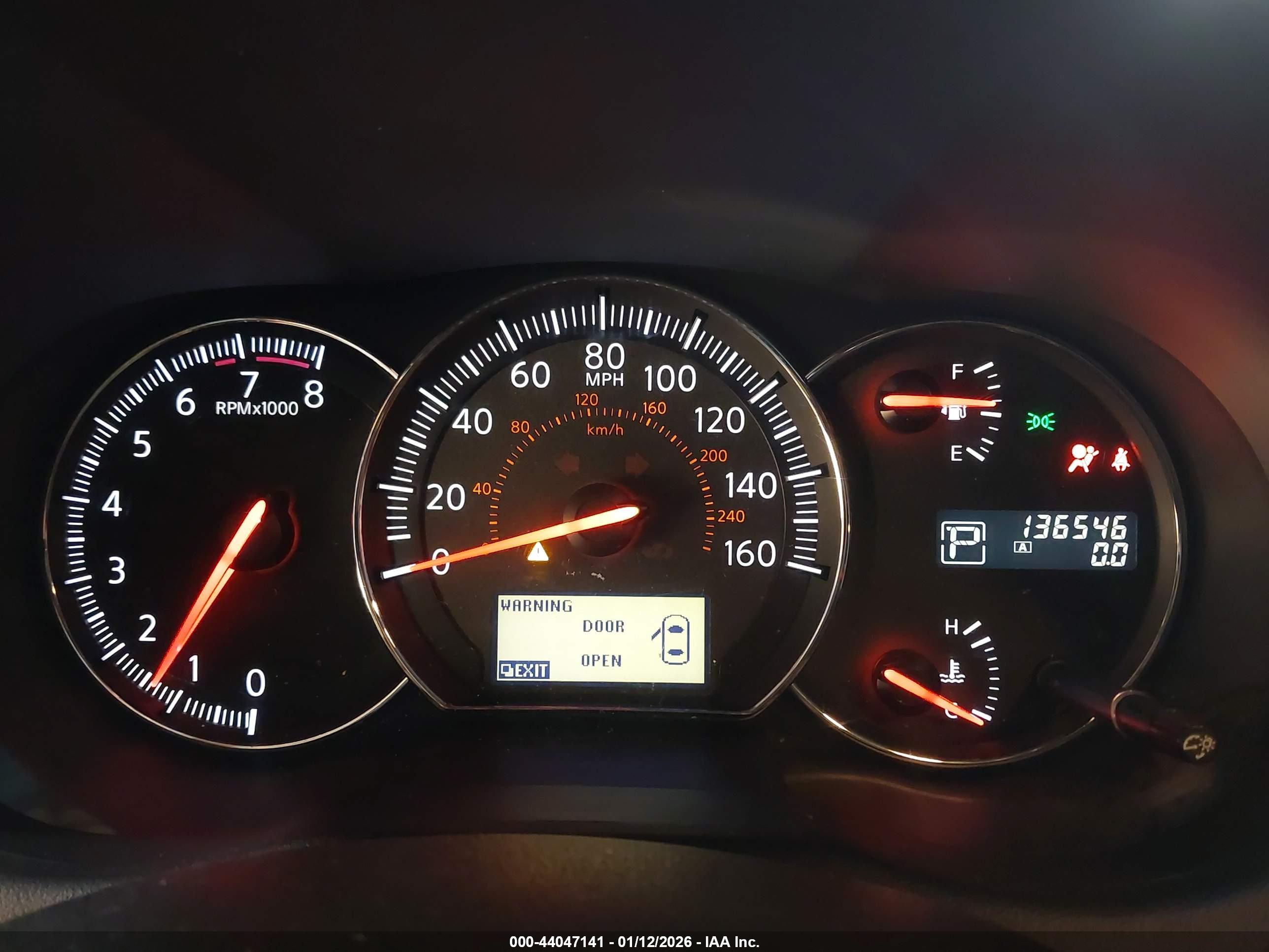 NISSAN MAXIMA image 7