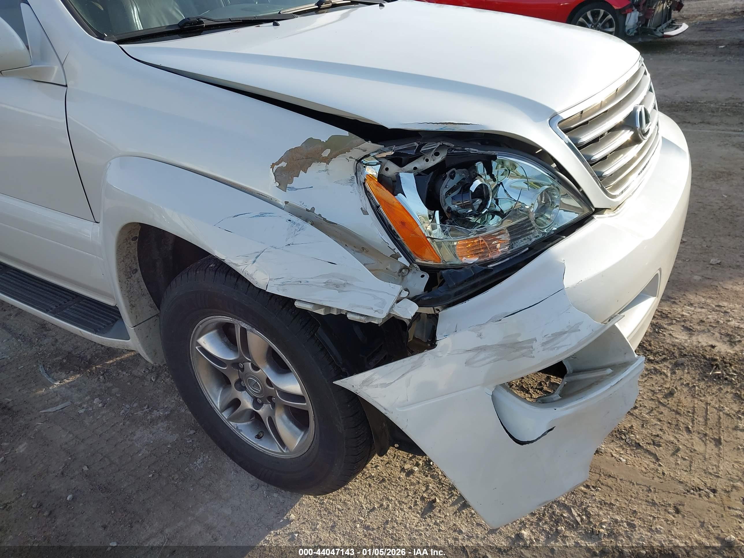 LEXUS GX image 6