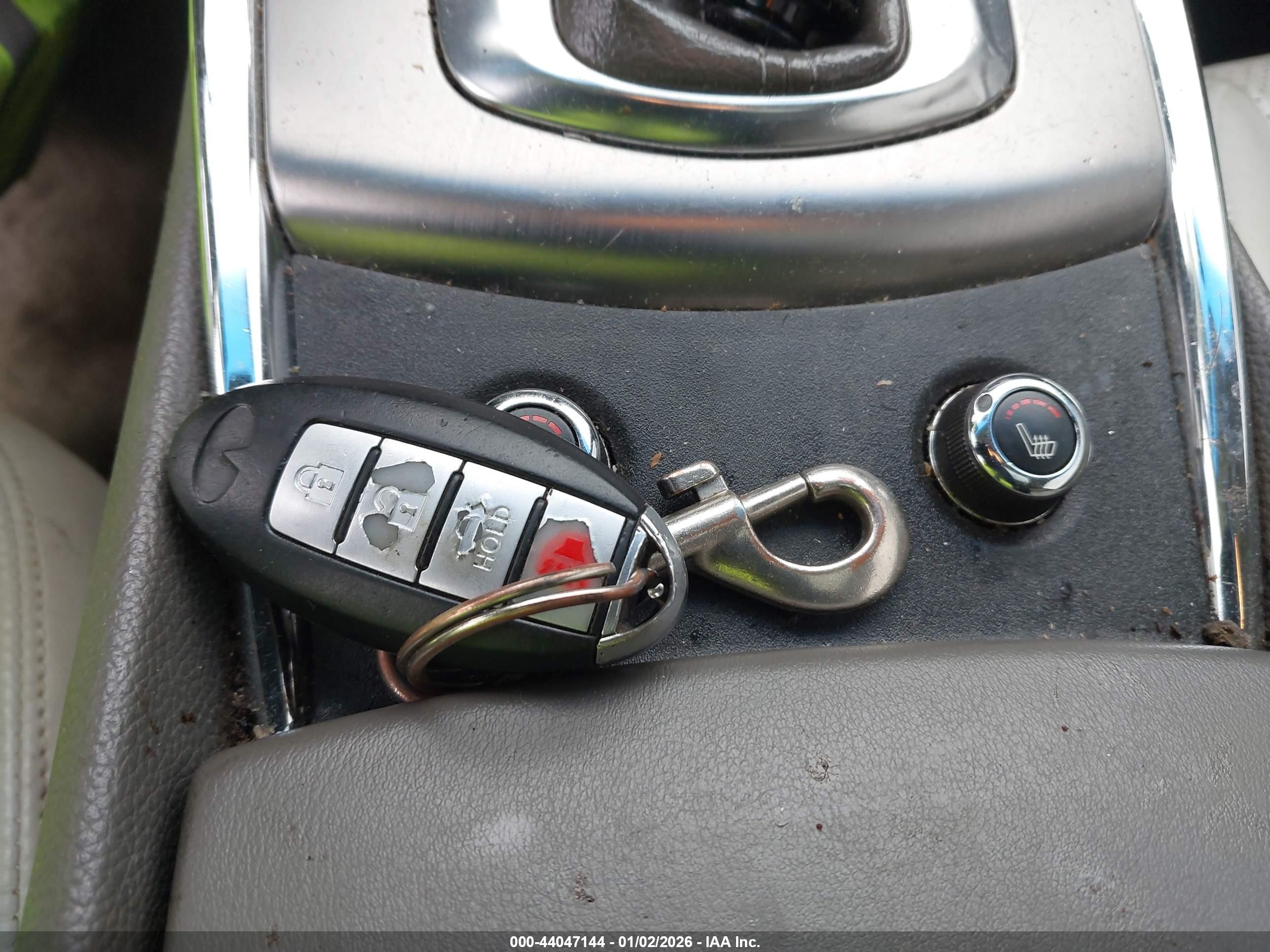 INFINITI G37 image 11