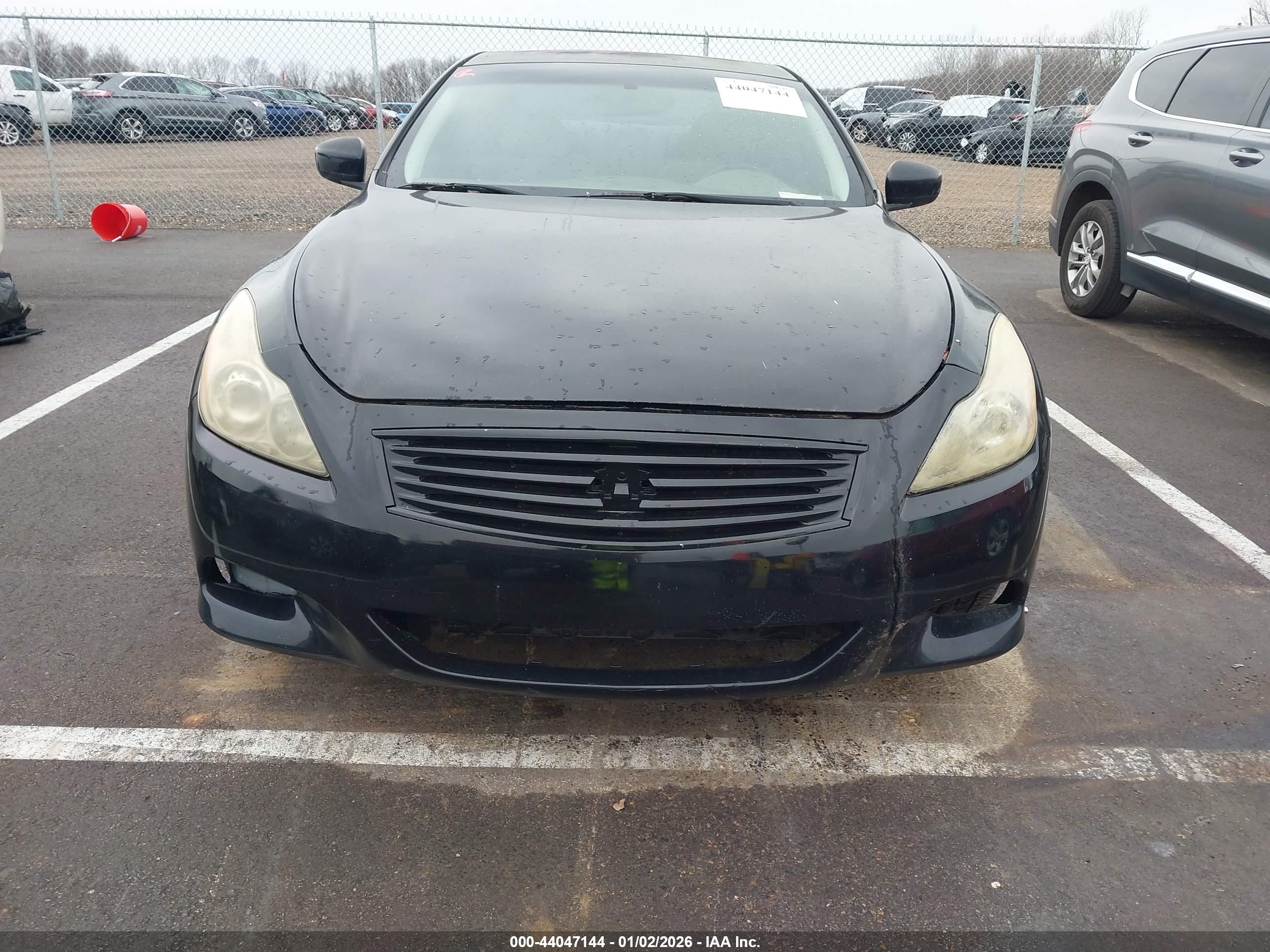 INFINITI G37 image 6