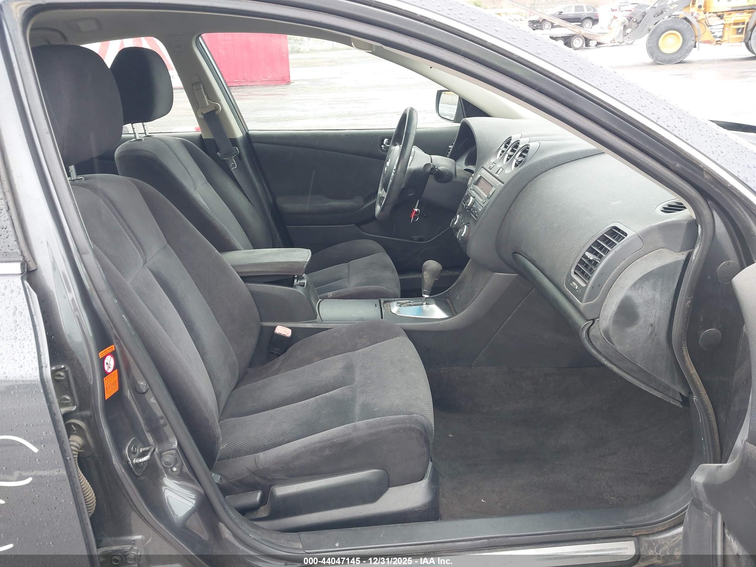 NISSAN ALTIMA image 5