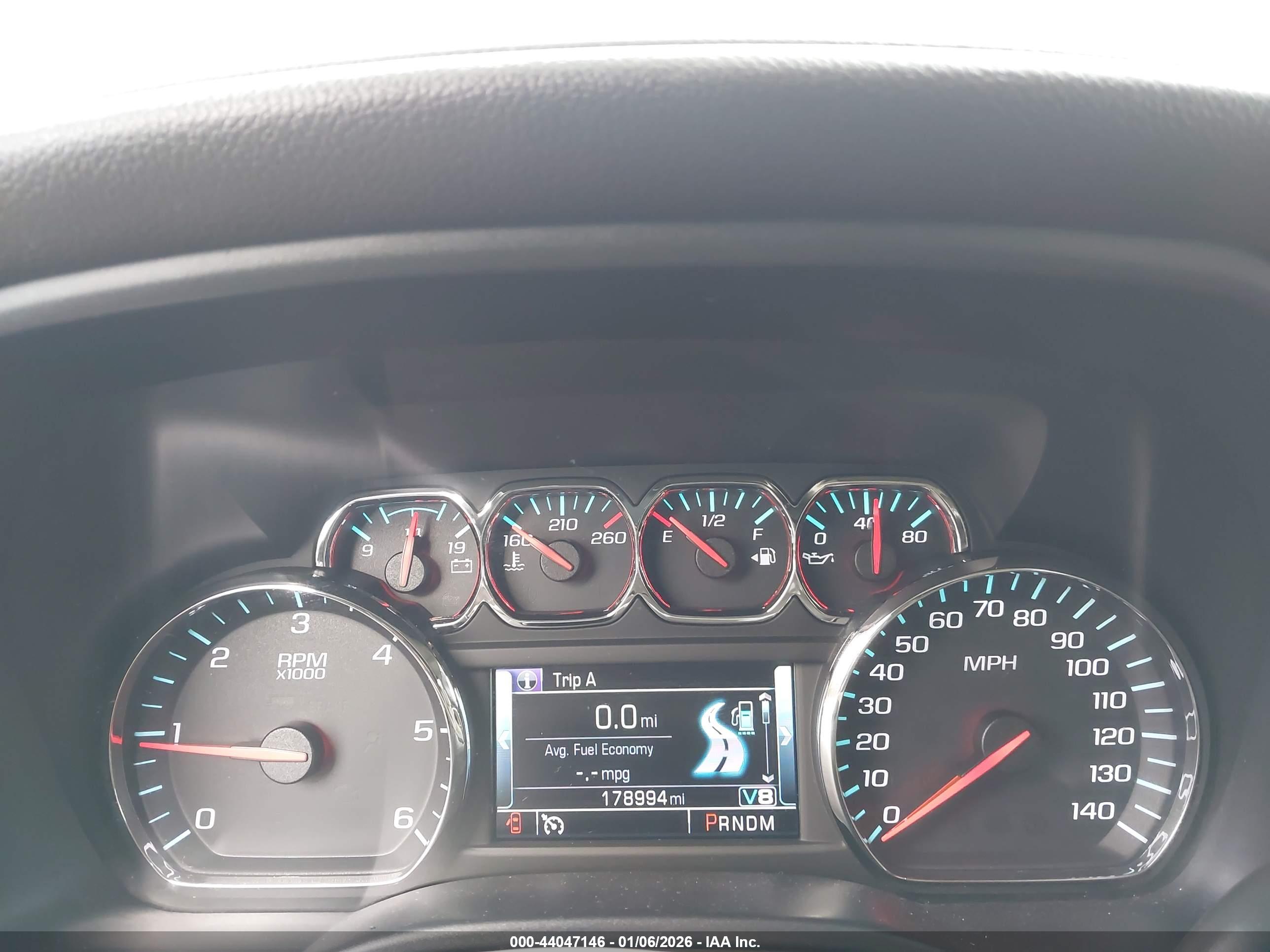 CHEVROLET SILVERADO image 7