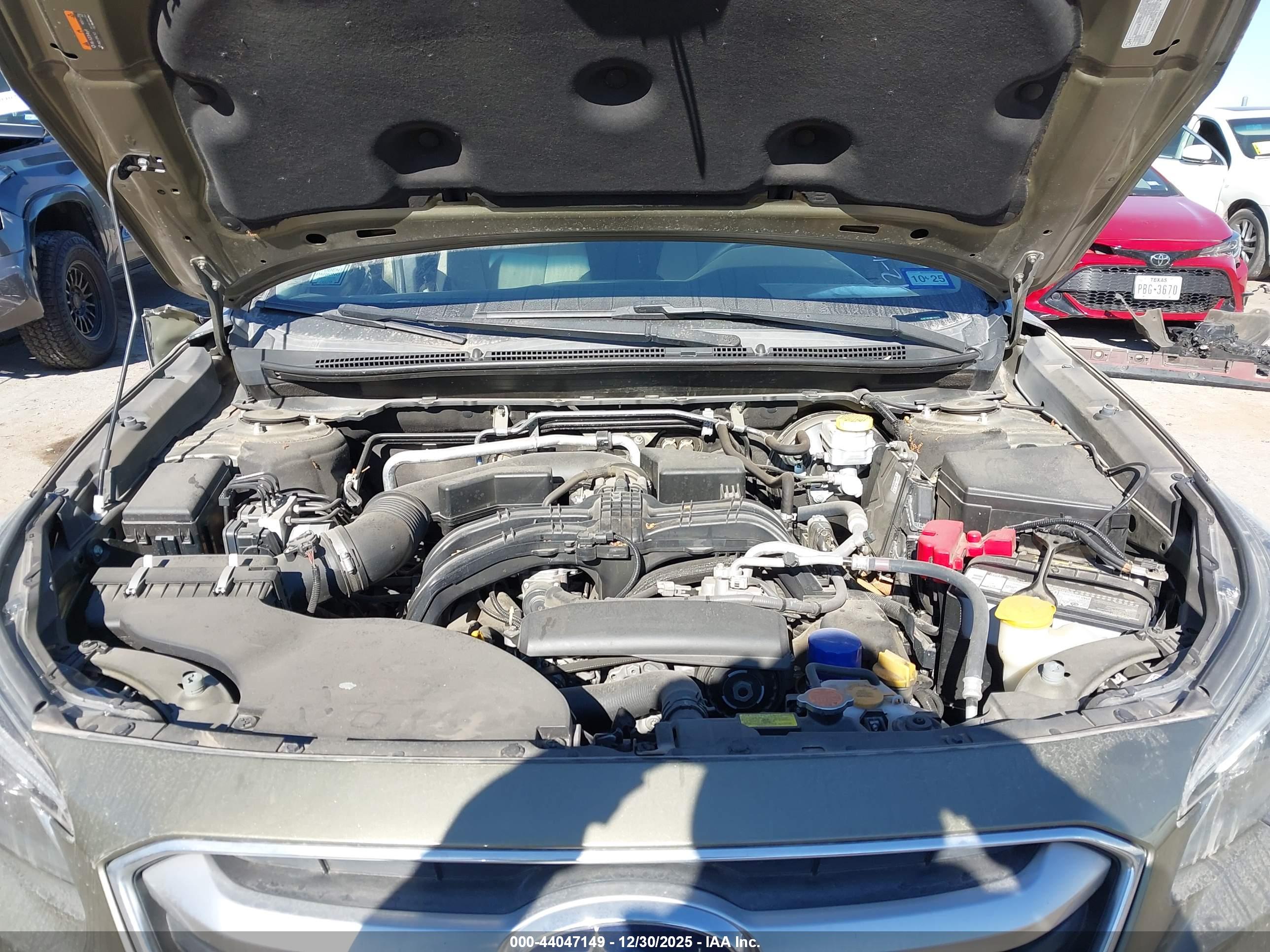 SUBARU OUTBACK image 10