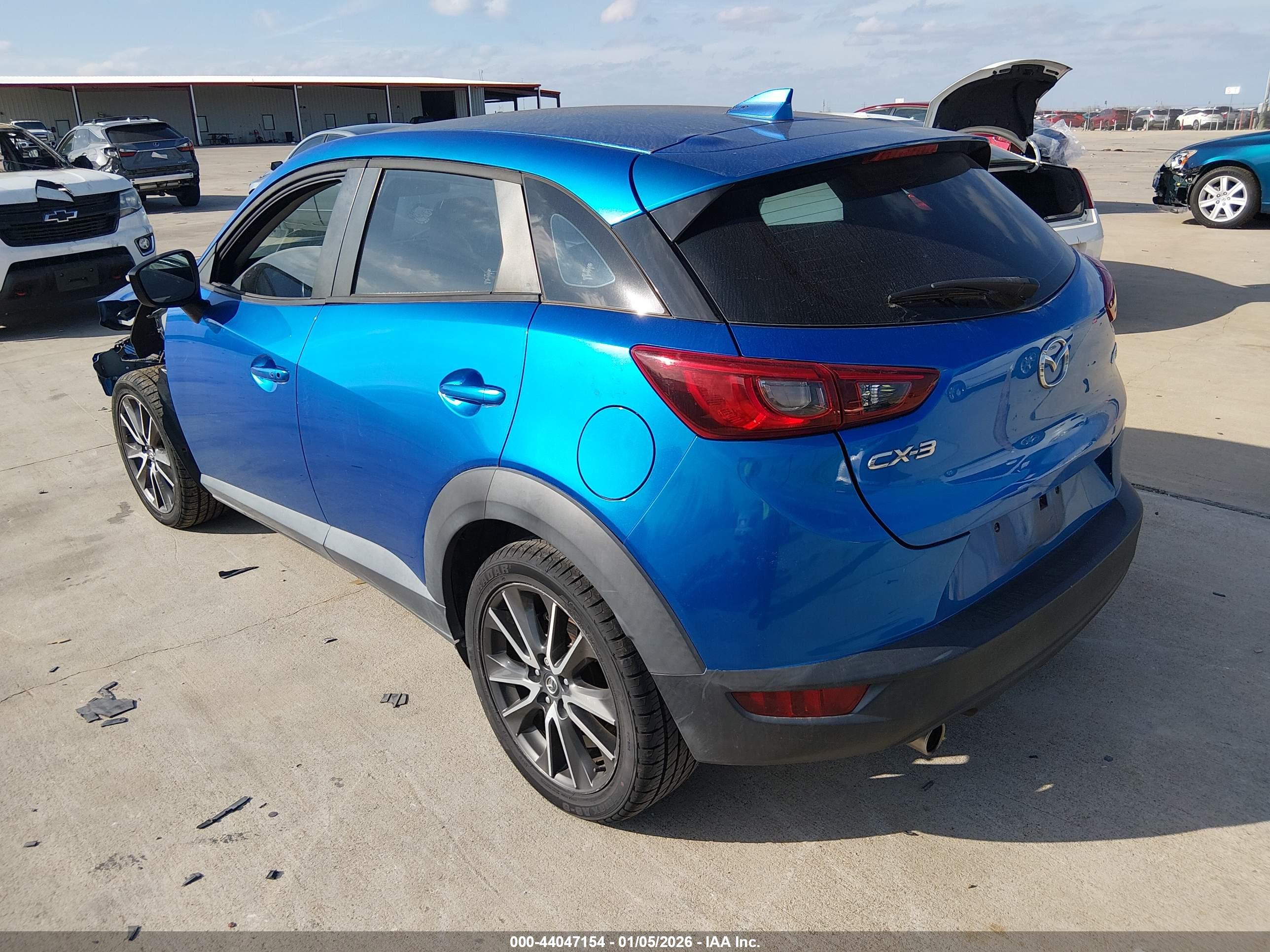 MAZDA CX-3 image 3